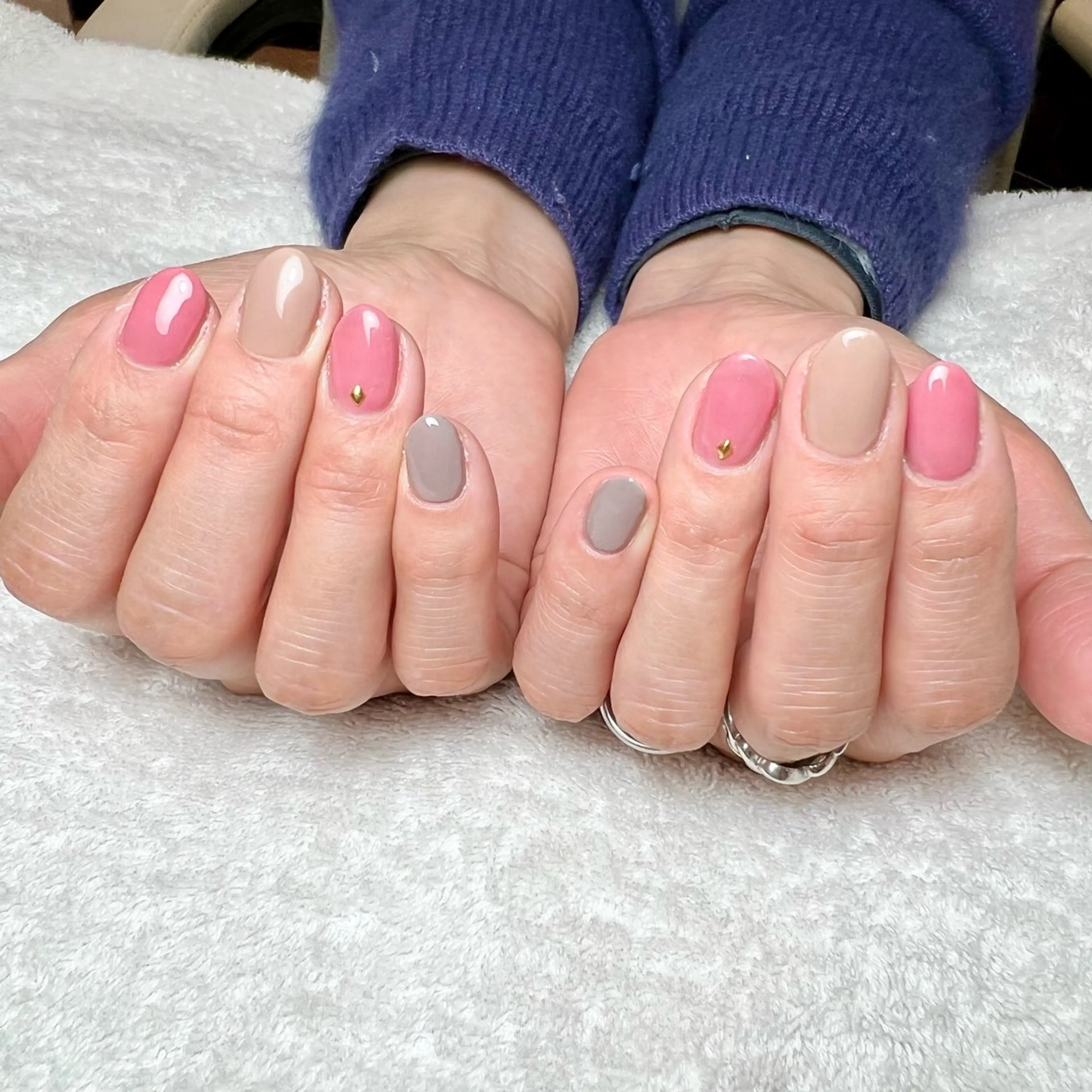 ネイル ピンク 春ネイル ハンドネイル COCO+所属・COCO +のエステ・リラクイメージ