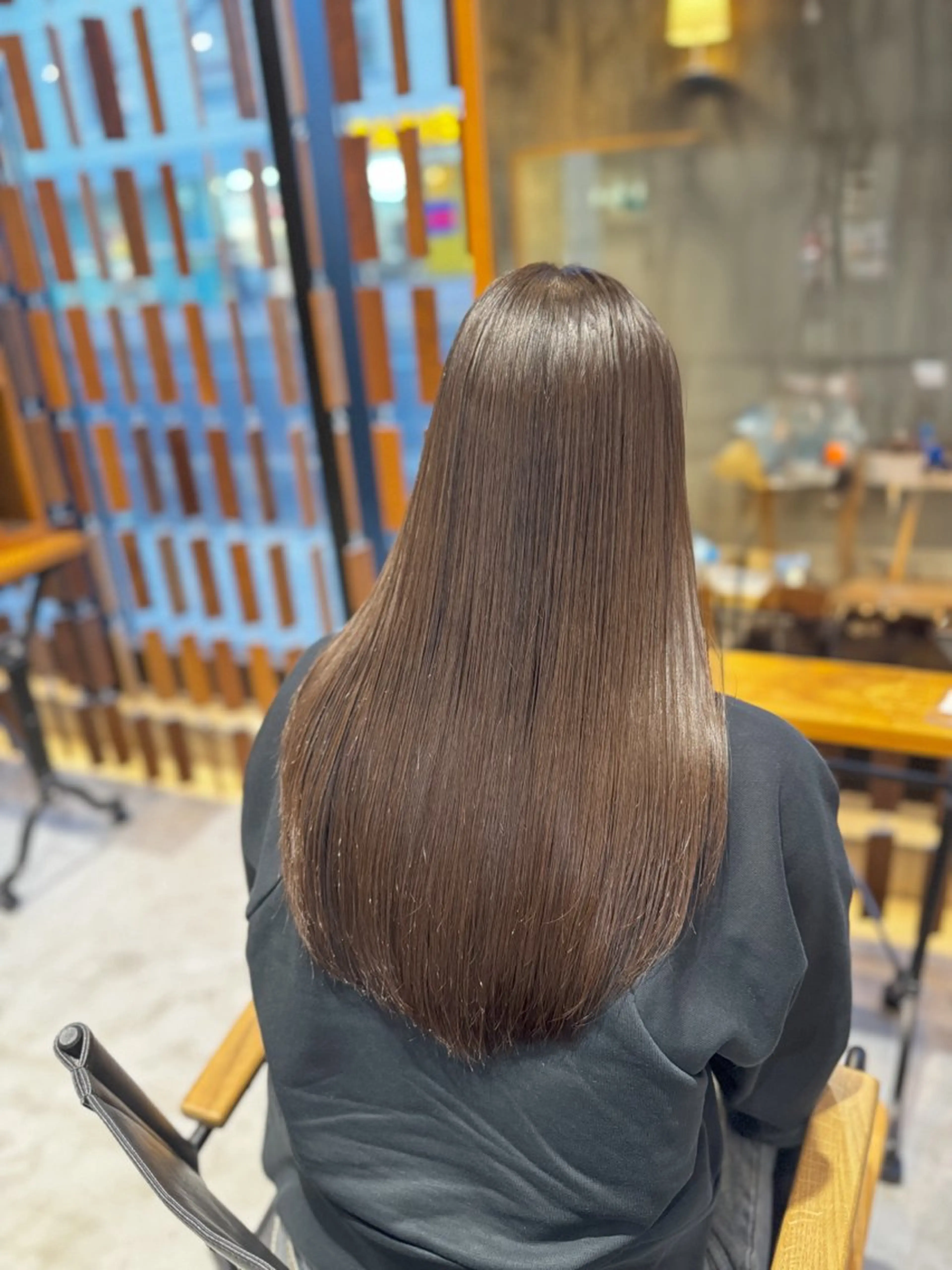 【期間限定】髪質改善ストレート＋髪質改善カラー＋保湿トリートメントの写真