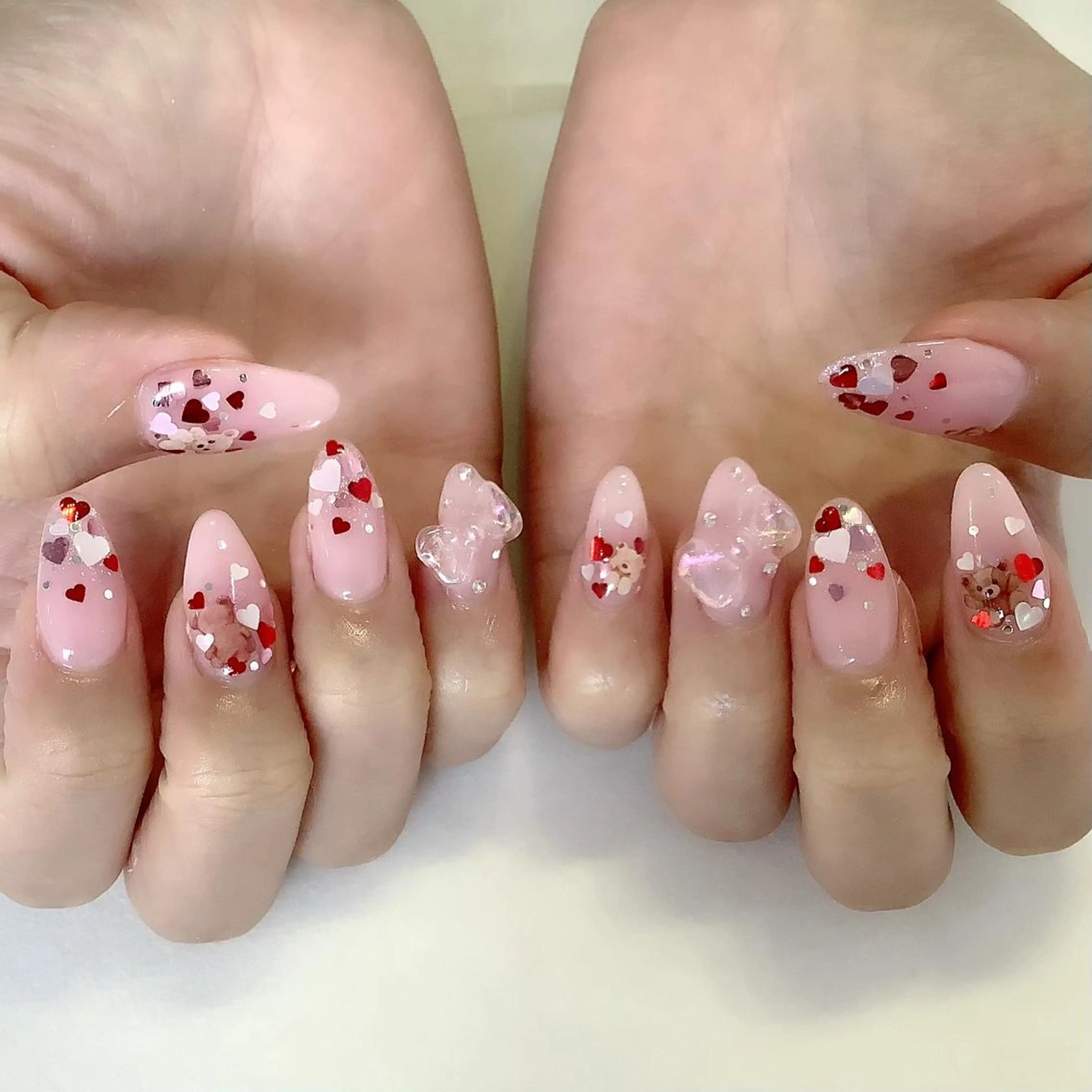 ネイル ハンドネイル 💎🐰 saki. m 🐰💎のネイルデザイン