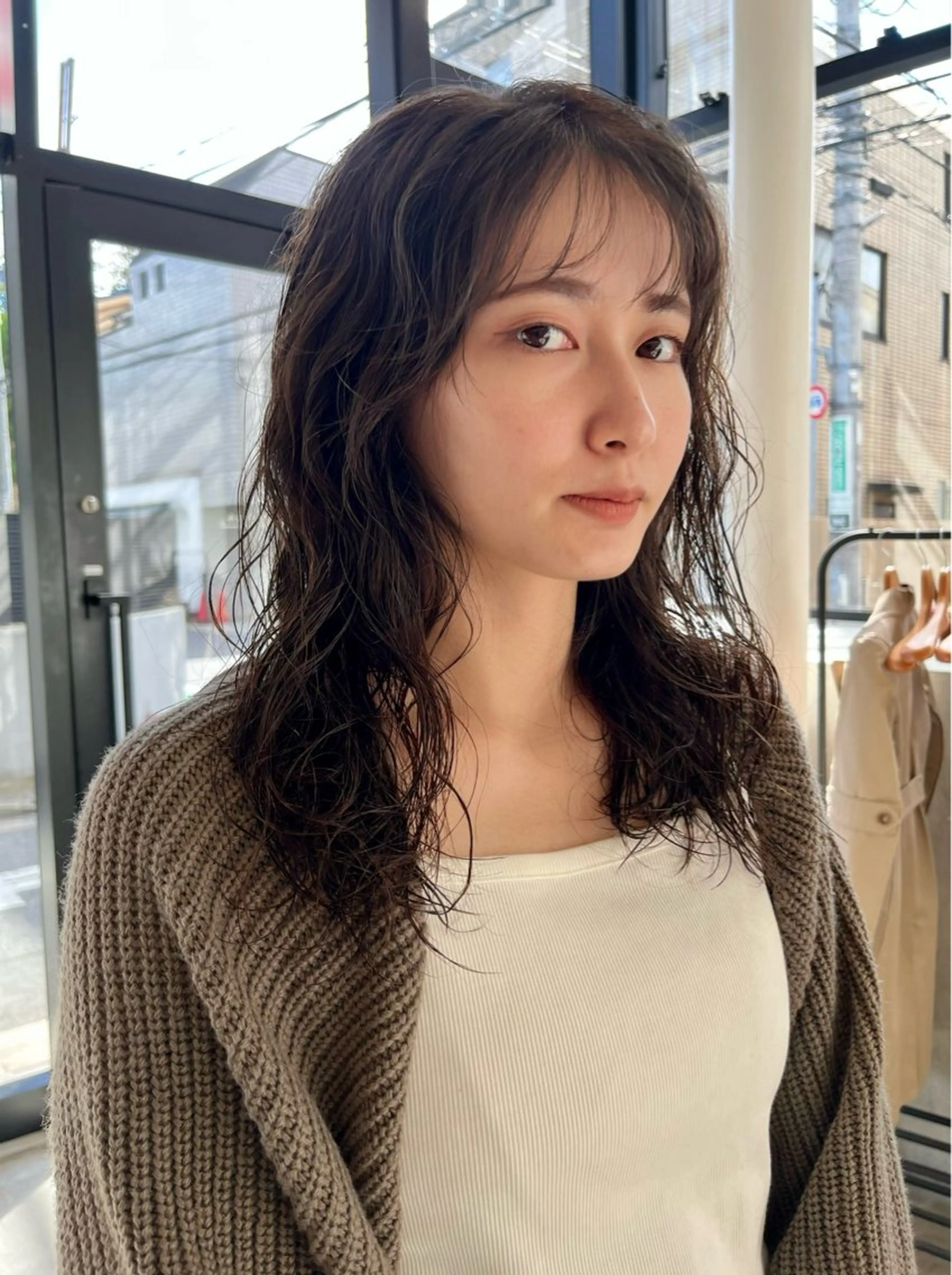 セミロング パーマ 似合わせ特化/レイヤ ーカット/mikuのヘアスタイル