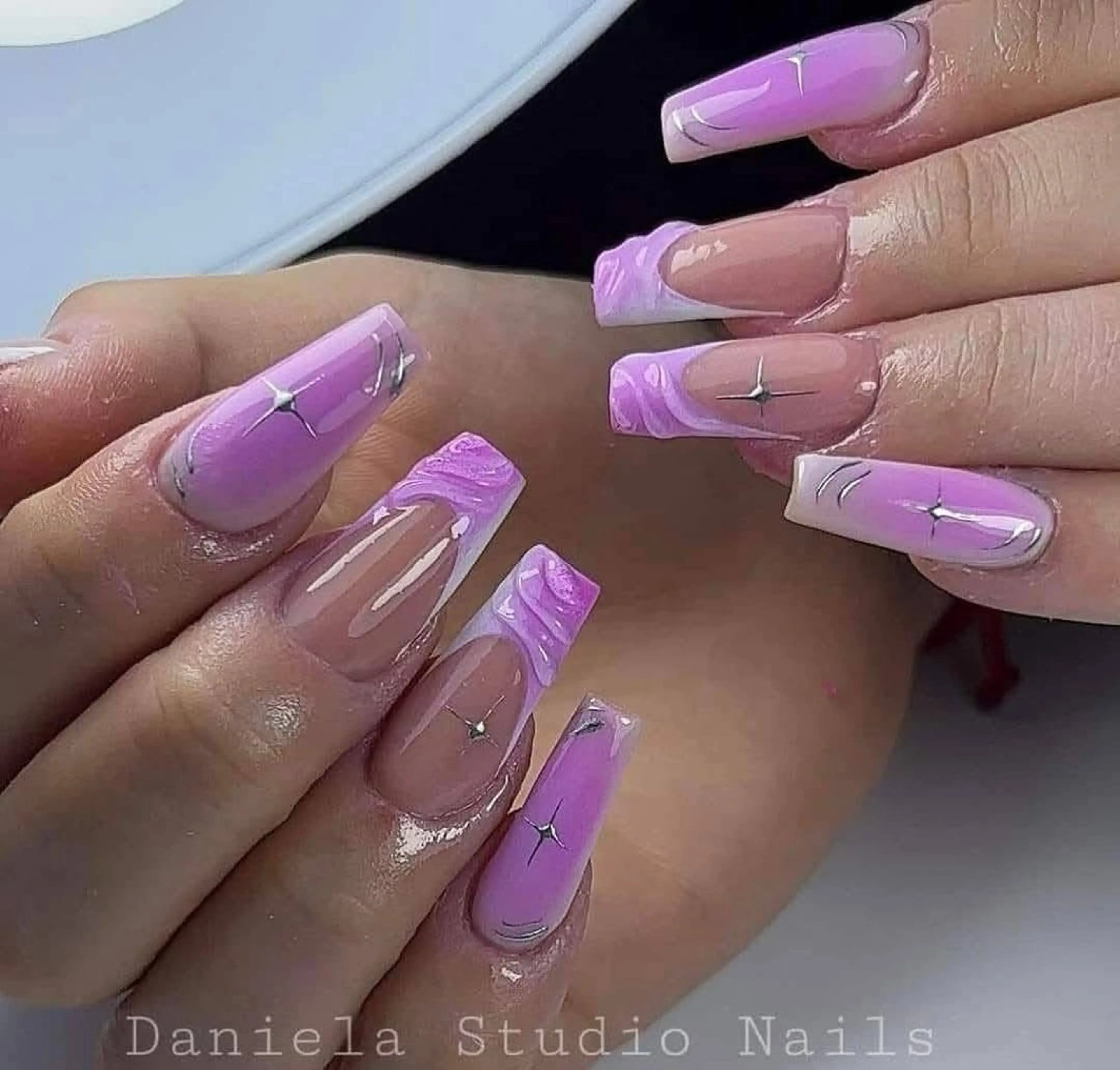 ネイル チークネイル フレンチネイル グラデーション 韓国ネイル マグネットネイル ハンドネイル Kitty1689 Kittyのネイルデザイン