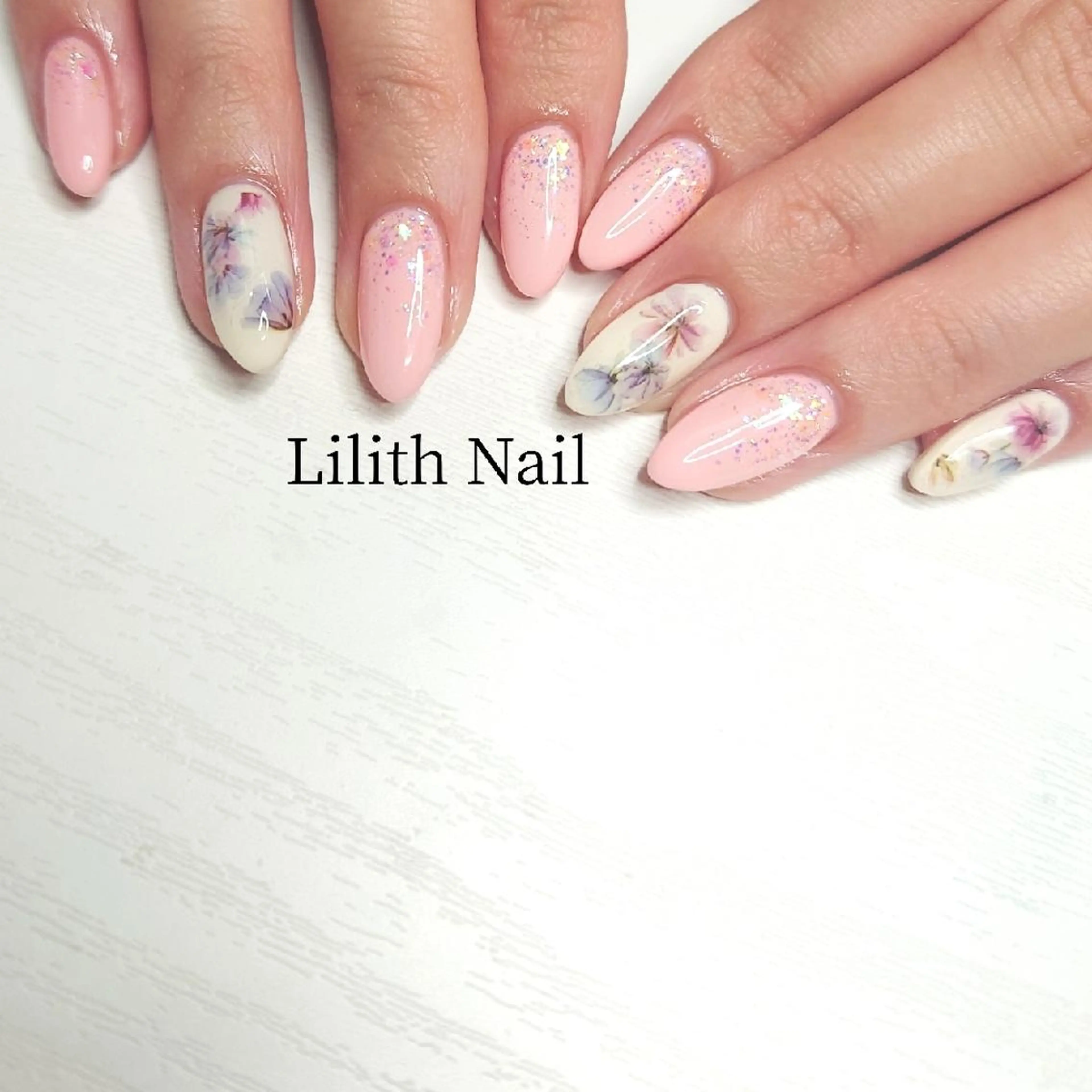 ネイル アートネイル ハンドネイル Lilith Nailのネイルデザイン