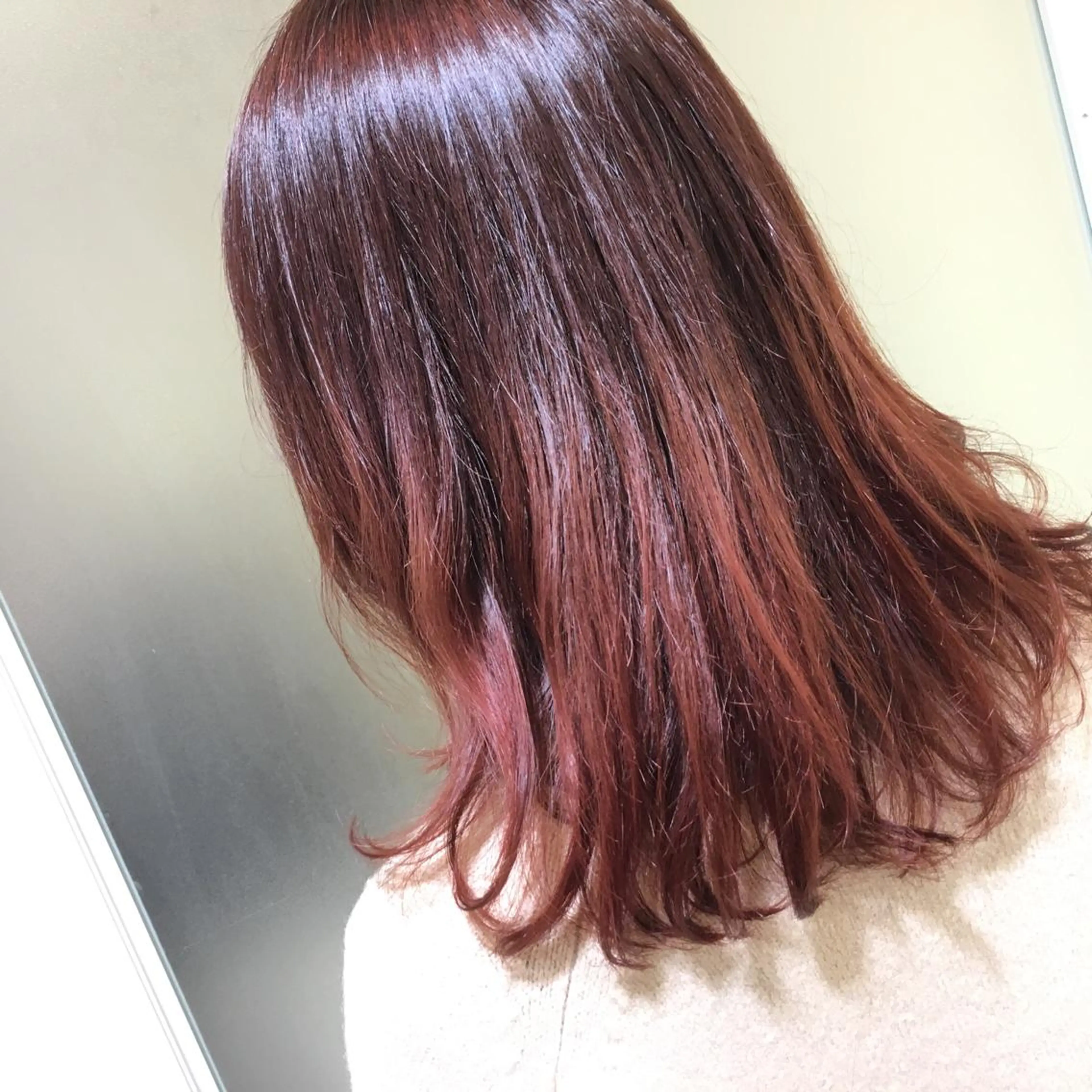 セミロング カラー 🍀透明感抜群🍀/ ハイトーンカラーのヘアスタイル