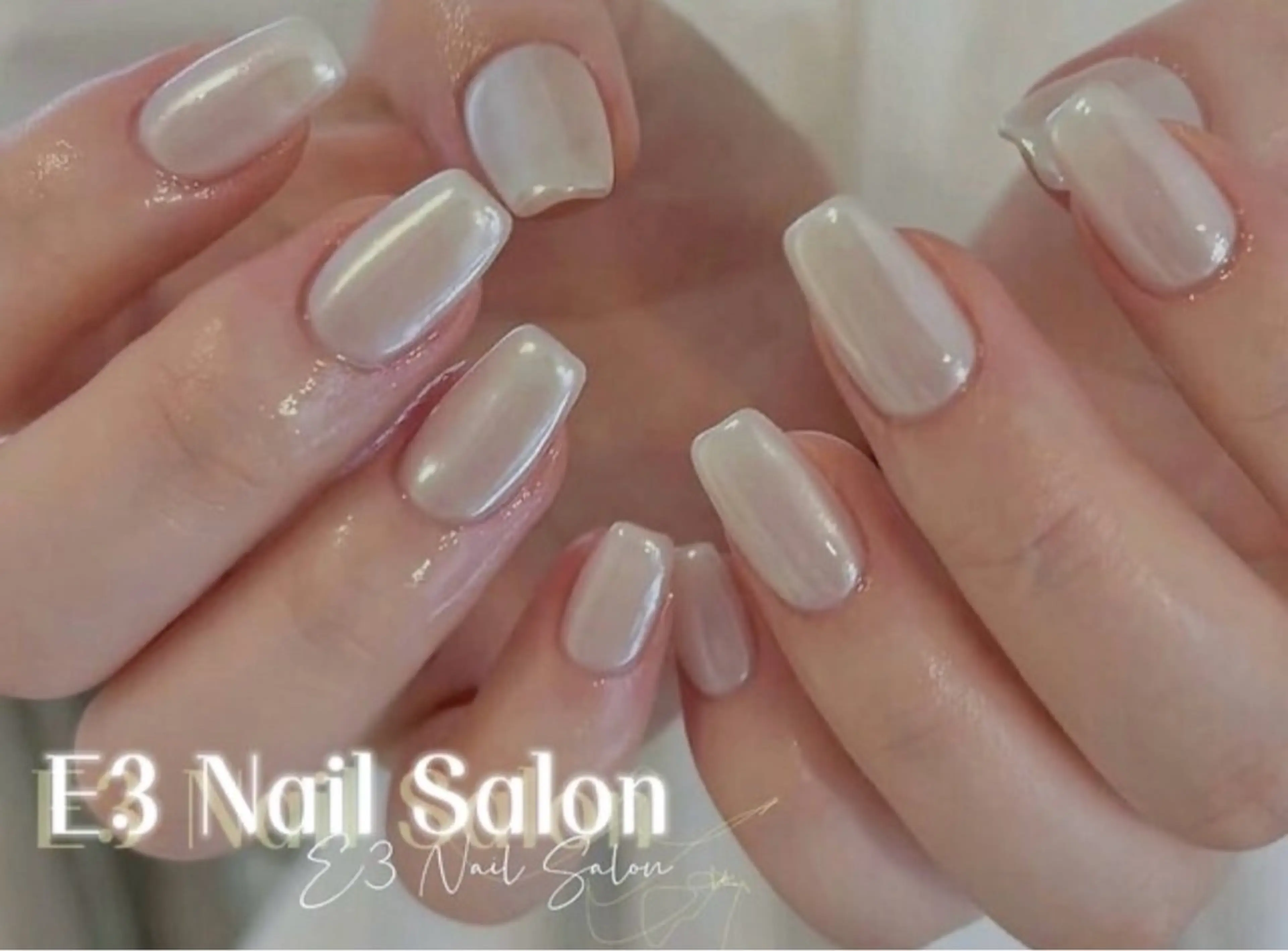 パール感　ミラーネイル⭐️(自爪　オフなし)の写真