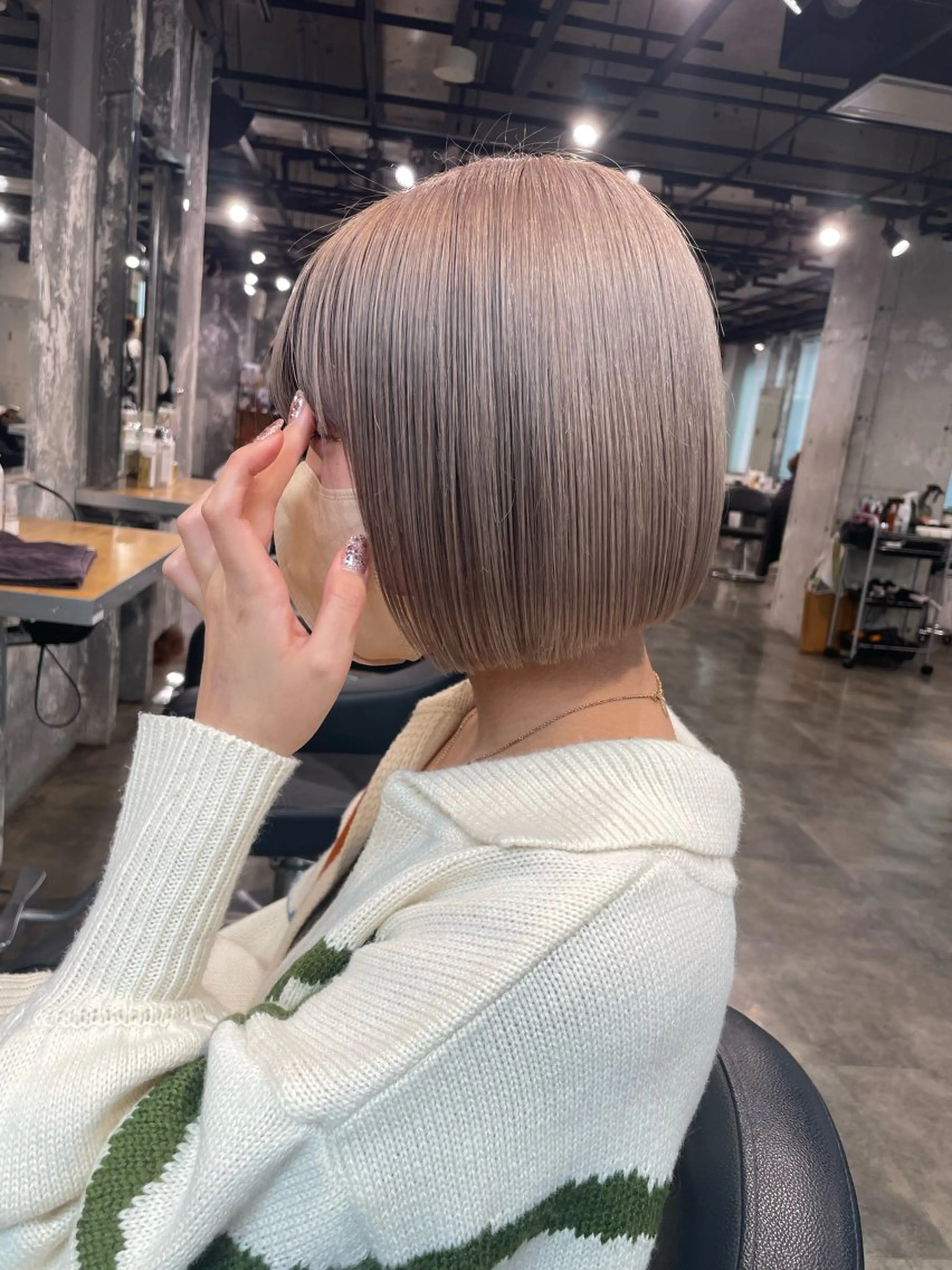 ショート カラー パーマ ヘアアレンジ メンズ メンズハイトーン ハイトーンカラー ボブ 外ハネヘア 🫧ハイトーン🫧 TOPstylistのヘアスタイル