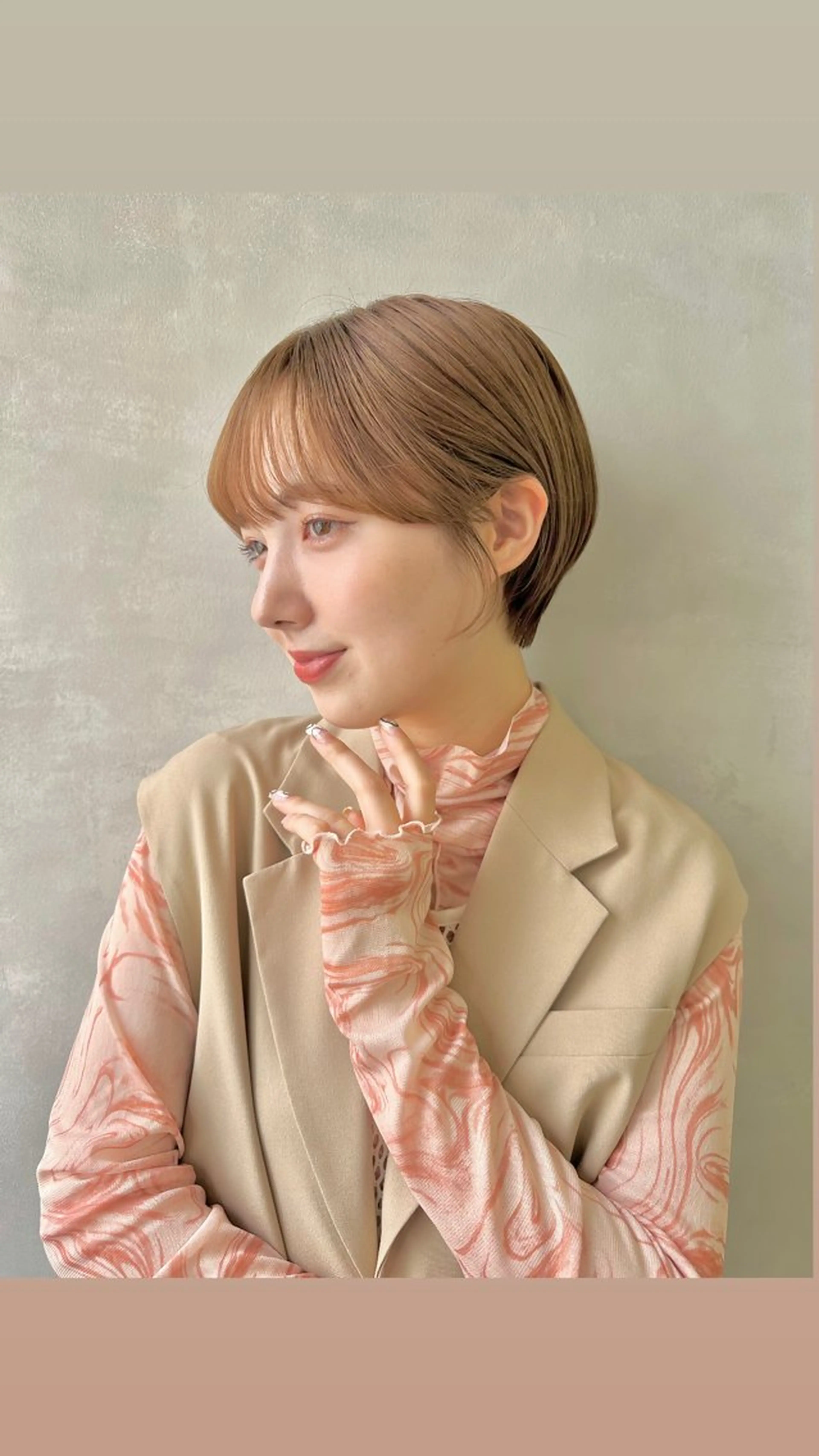 【写真審査あり（メッセージに顔写真添付🙇‍♀️）撮影あり】平日10時限定❣️ショートカットモデル✂︎(ボブは不可)の写真