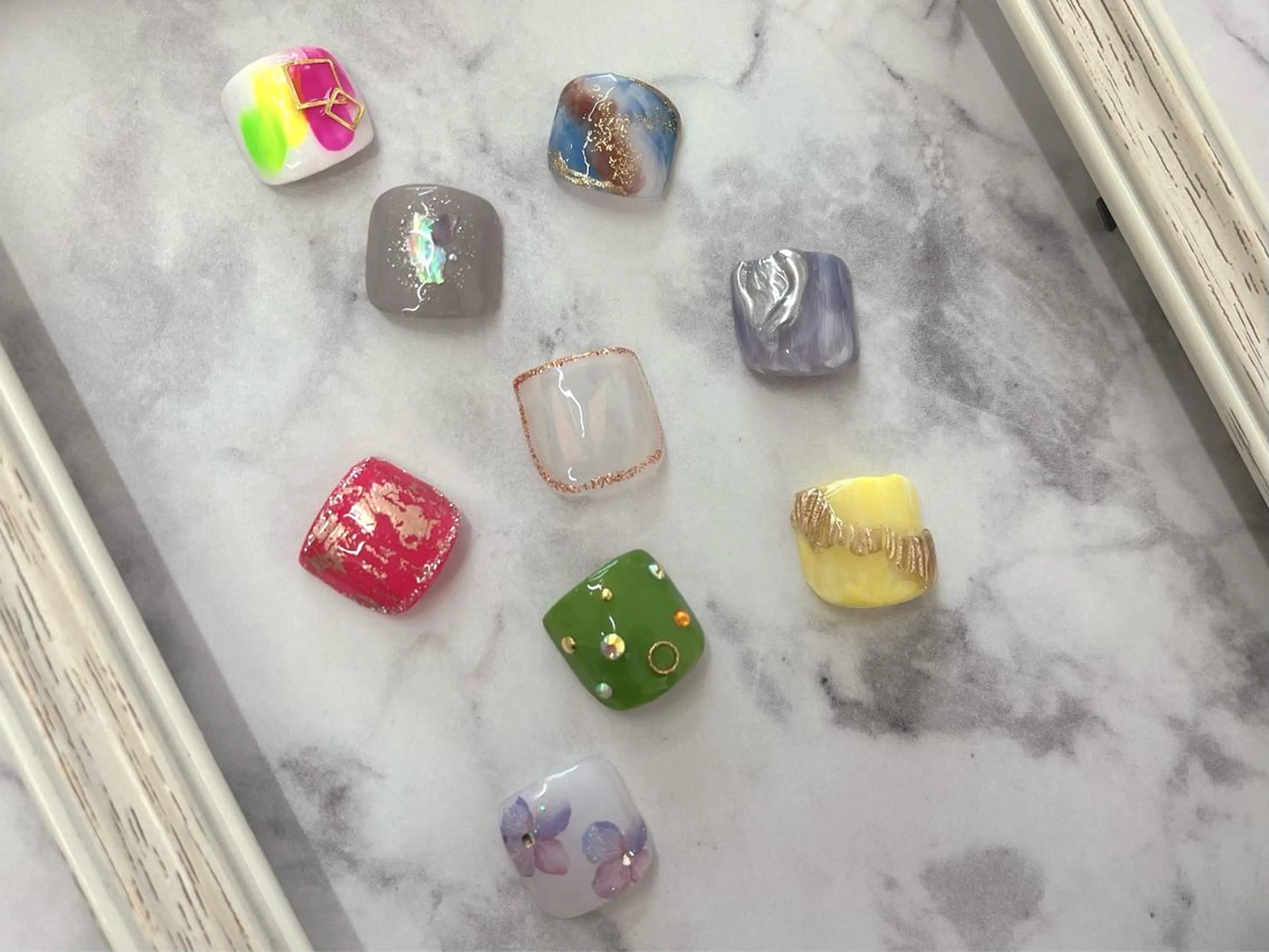 ネイル フットネイル Regene ARAKIのネイルデザイン