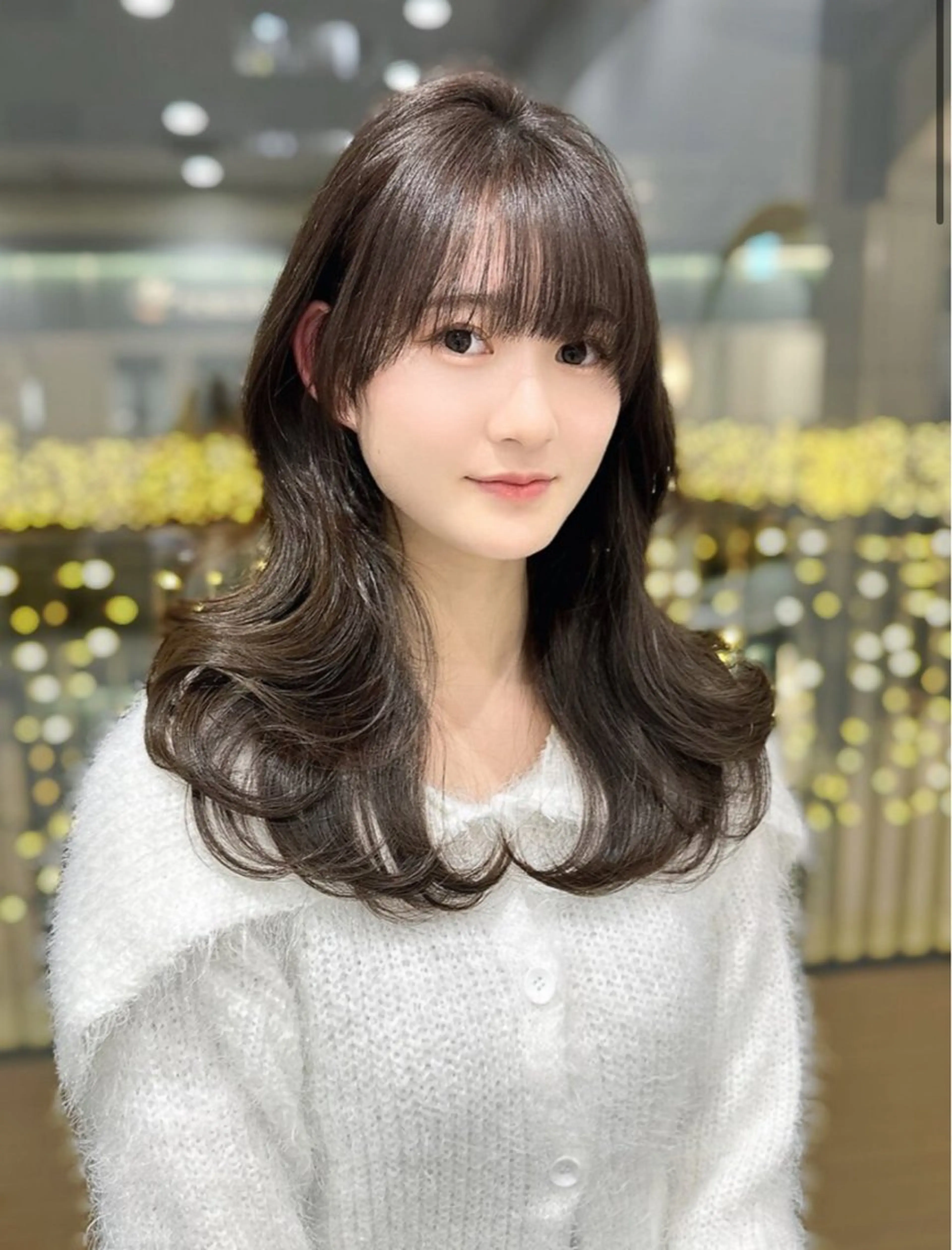 セミロング カラー カット ヘアカラー トリートメント 伊藤 優里のヘアスタイル