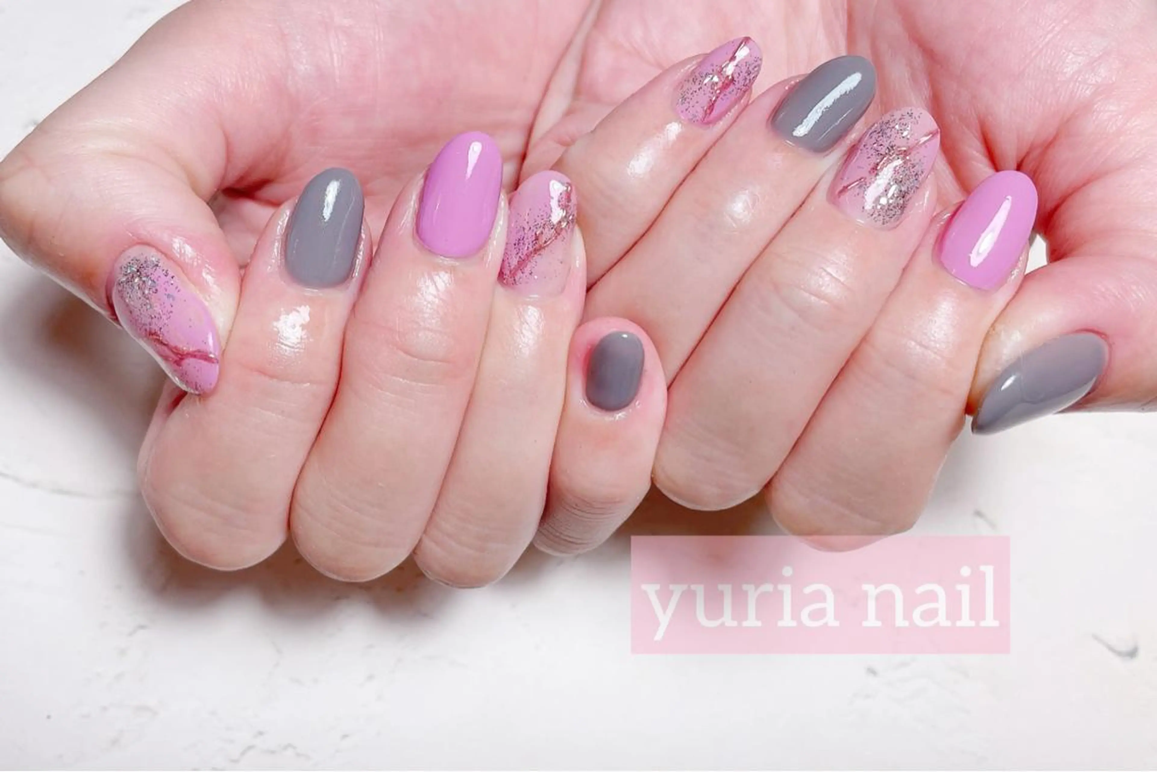 ネイル ジェルネイル ニュアンスネイル ピンク 小林 ゆりあのネイルデザイン