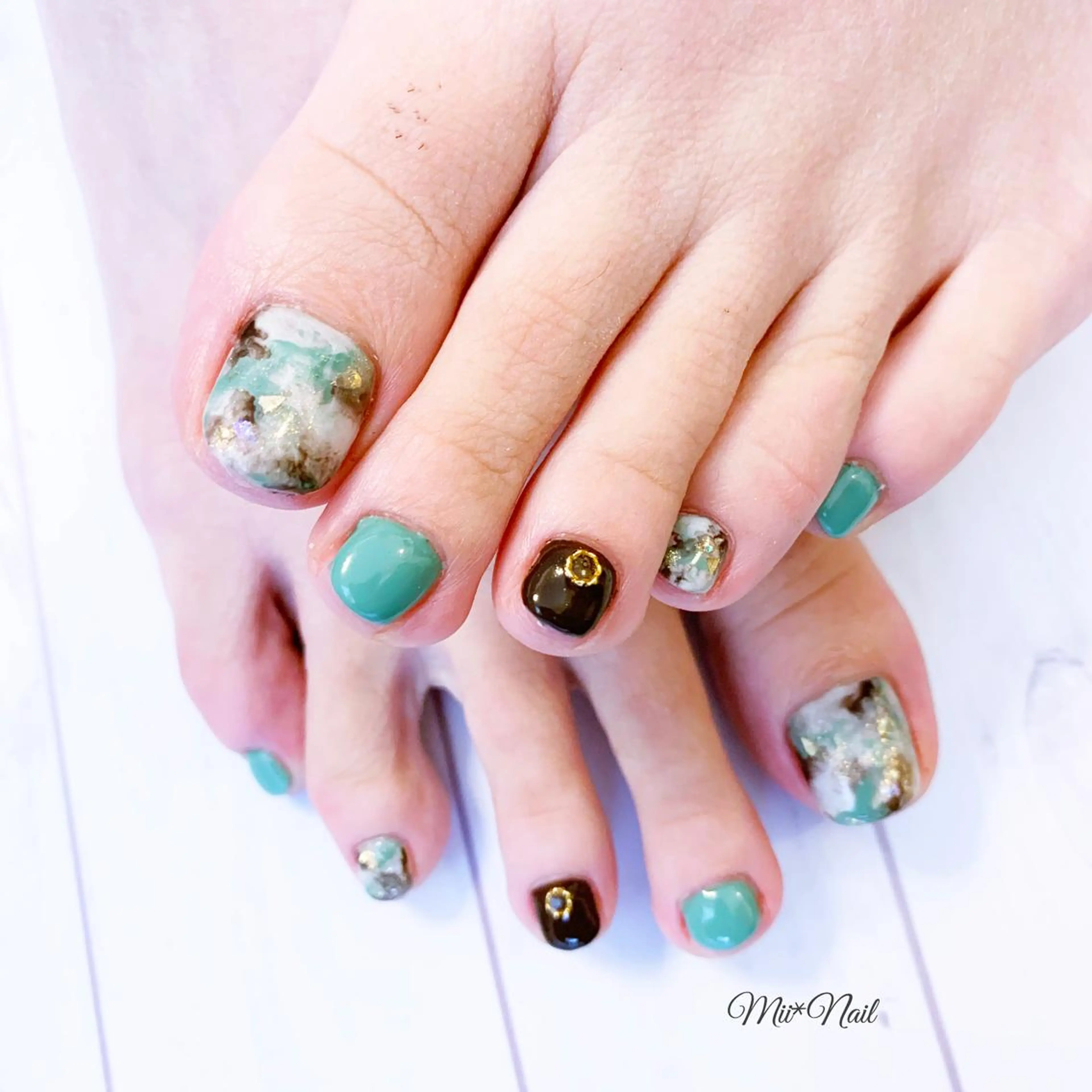 ネイル フットネイル MII*NAIL／ 美フォルムsalonのネイルデザイン