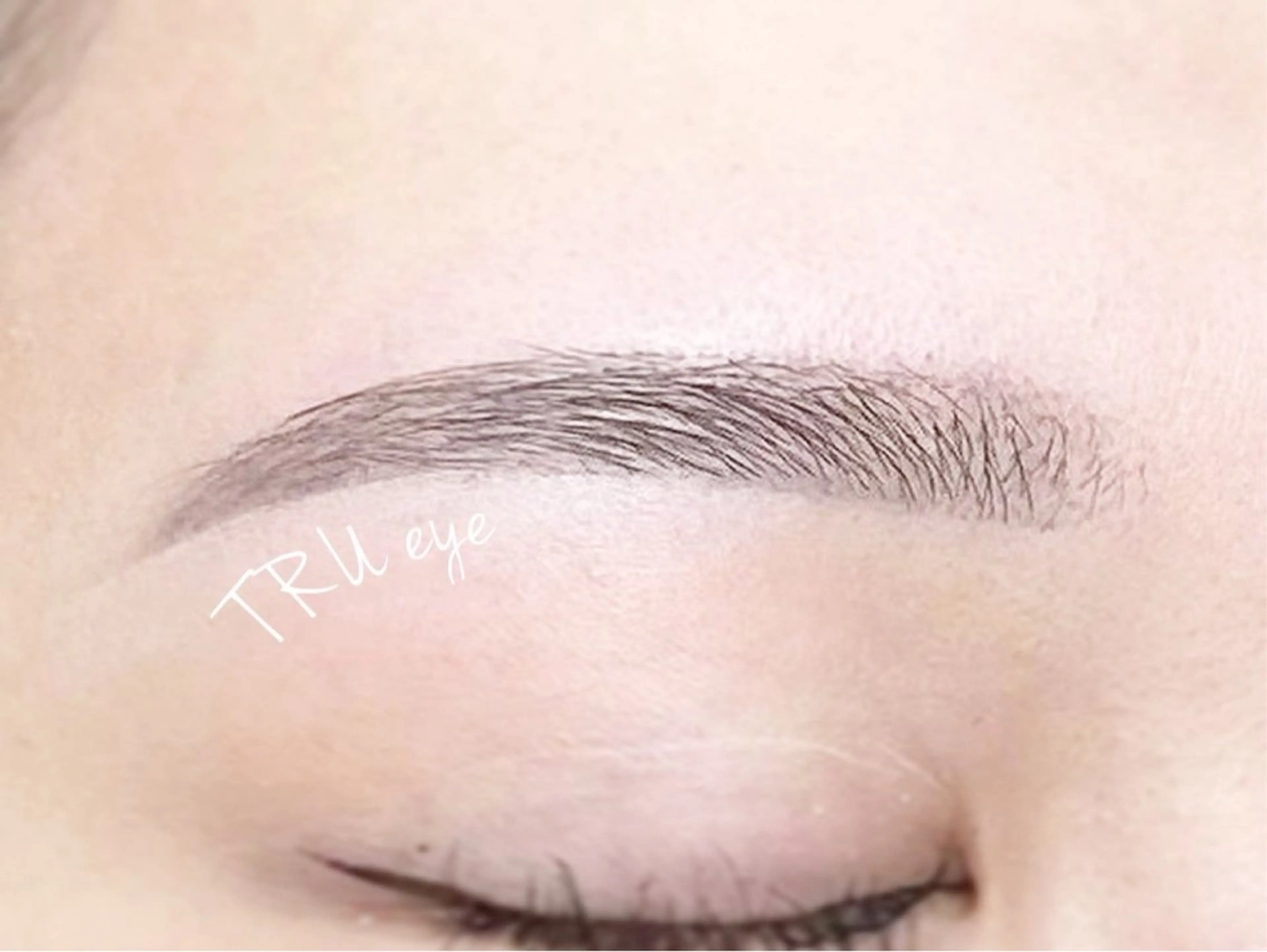 アイブロウ 眉毛ワックス脱毛 TRU NAIL＆EYE所属・TRU【博多店】 NANAのマツエク・マツパデザイン