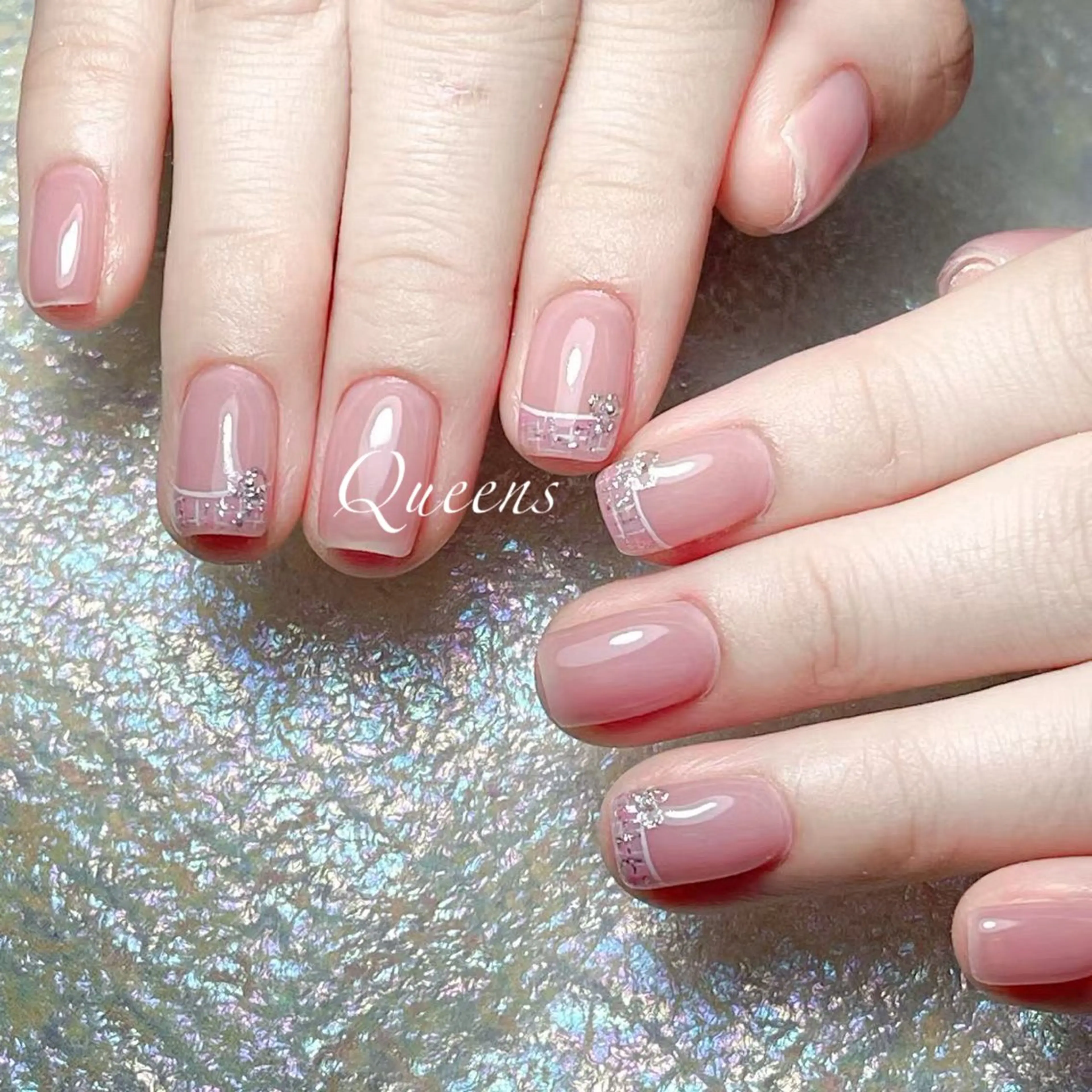 ネイル ハンドネイル Queens 榊 まおのネイルデザイン