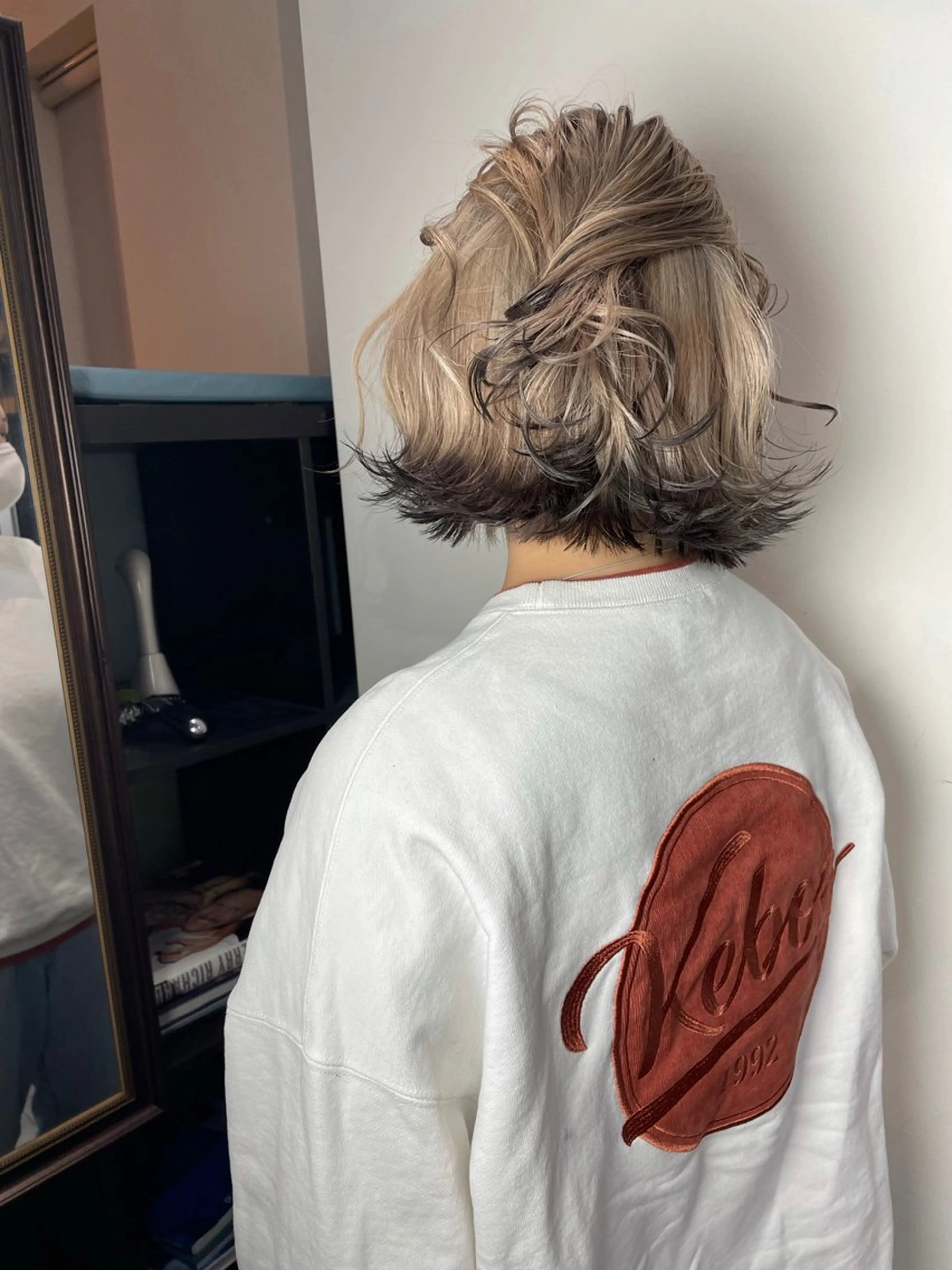 ミディアム カラー カット ヘアカラー トリートメント ヘアセット 💜ハイトーン💛 マジカルかいちゃんのヘアスタイル