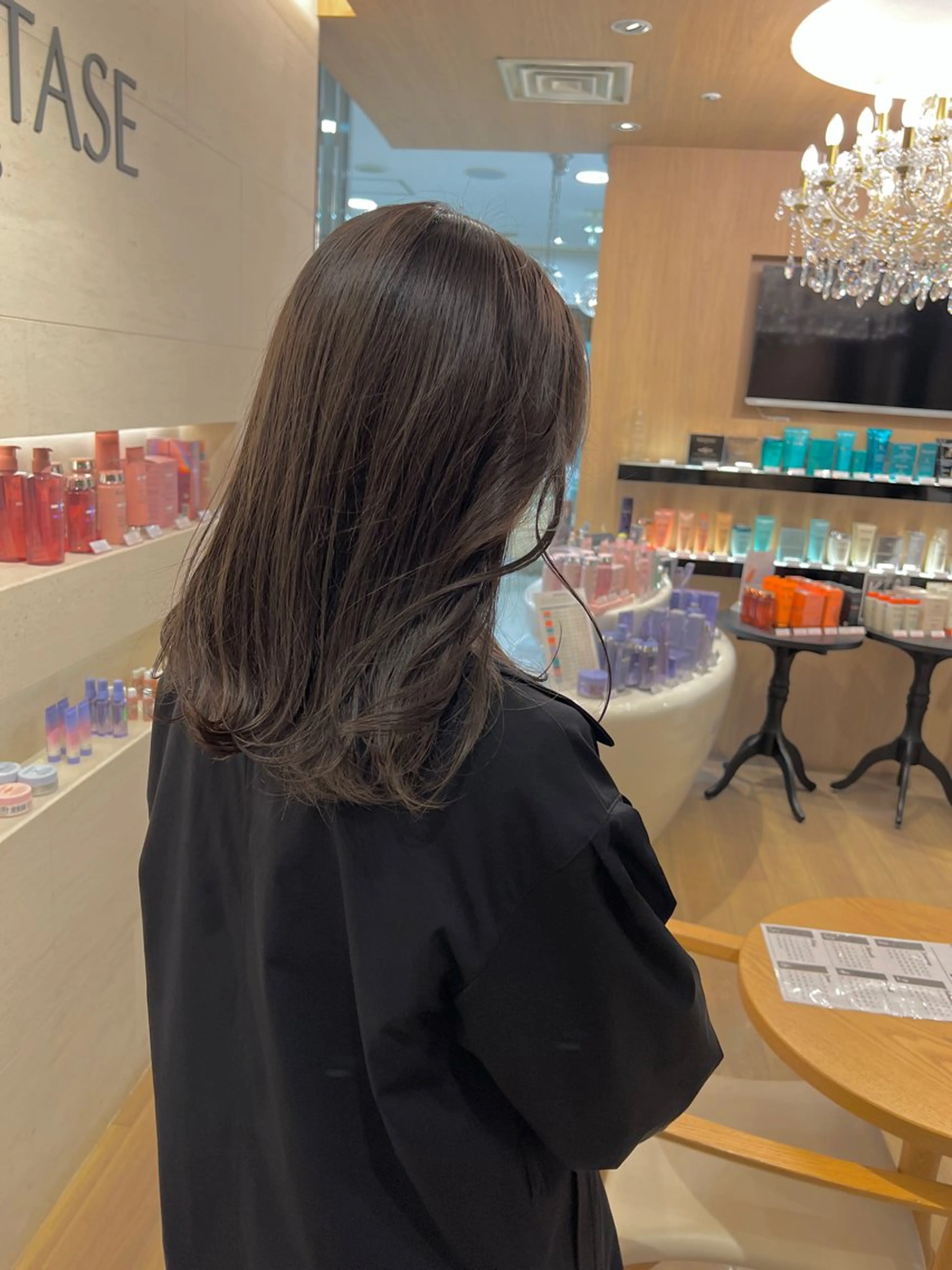 カット＆カラー+システムトリートメントの写真