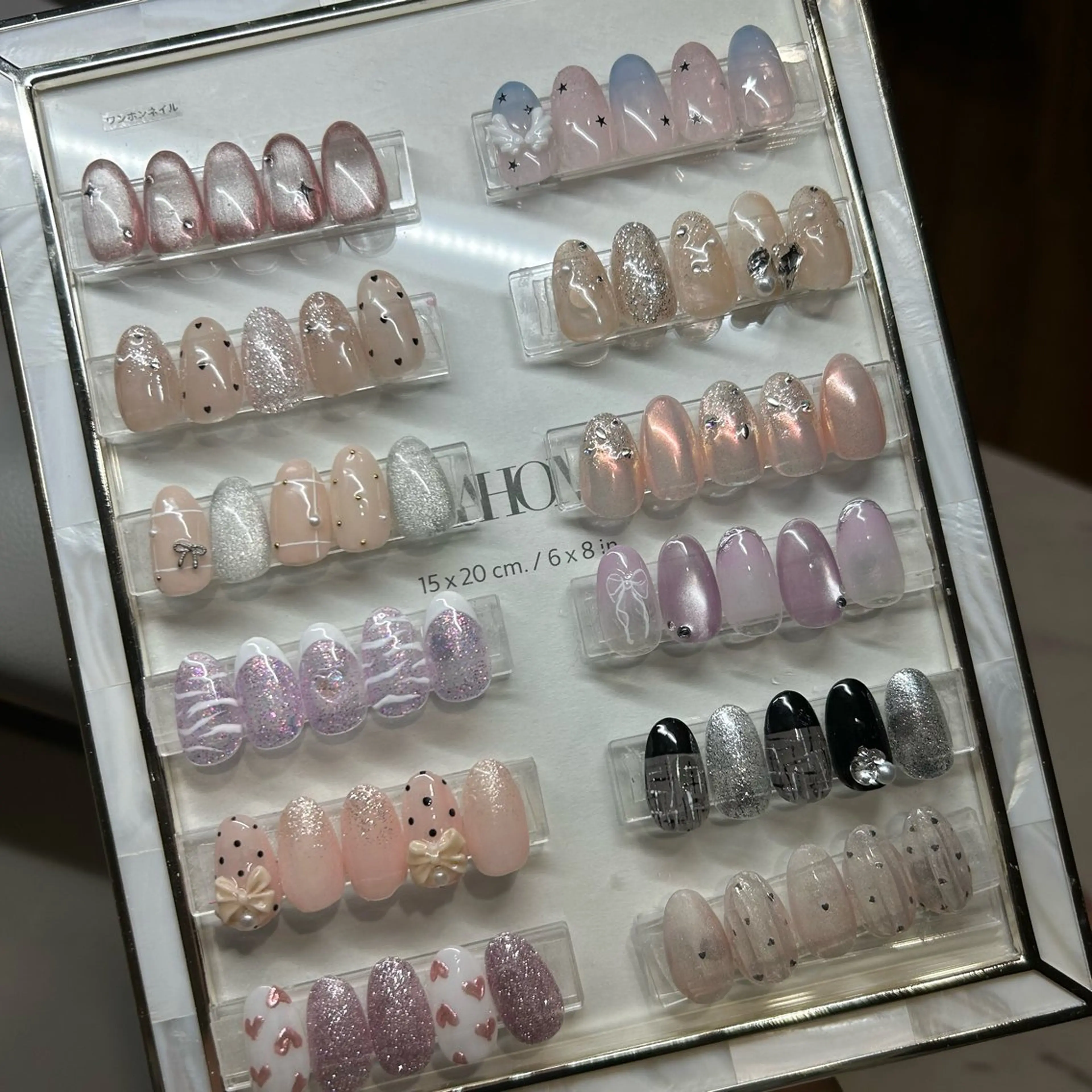 ネイル ワンホンネイル ハンドネイル &robe Nanaのネイルデザイン