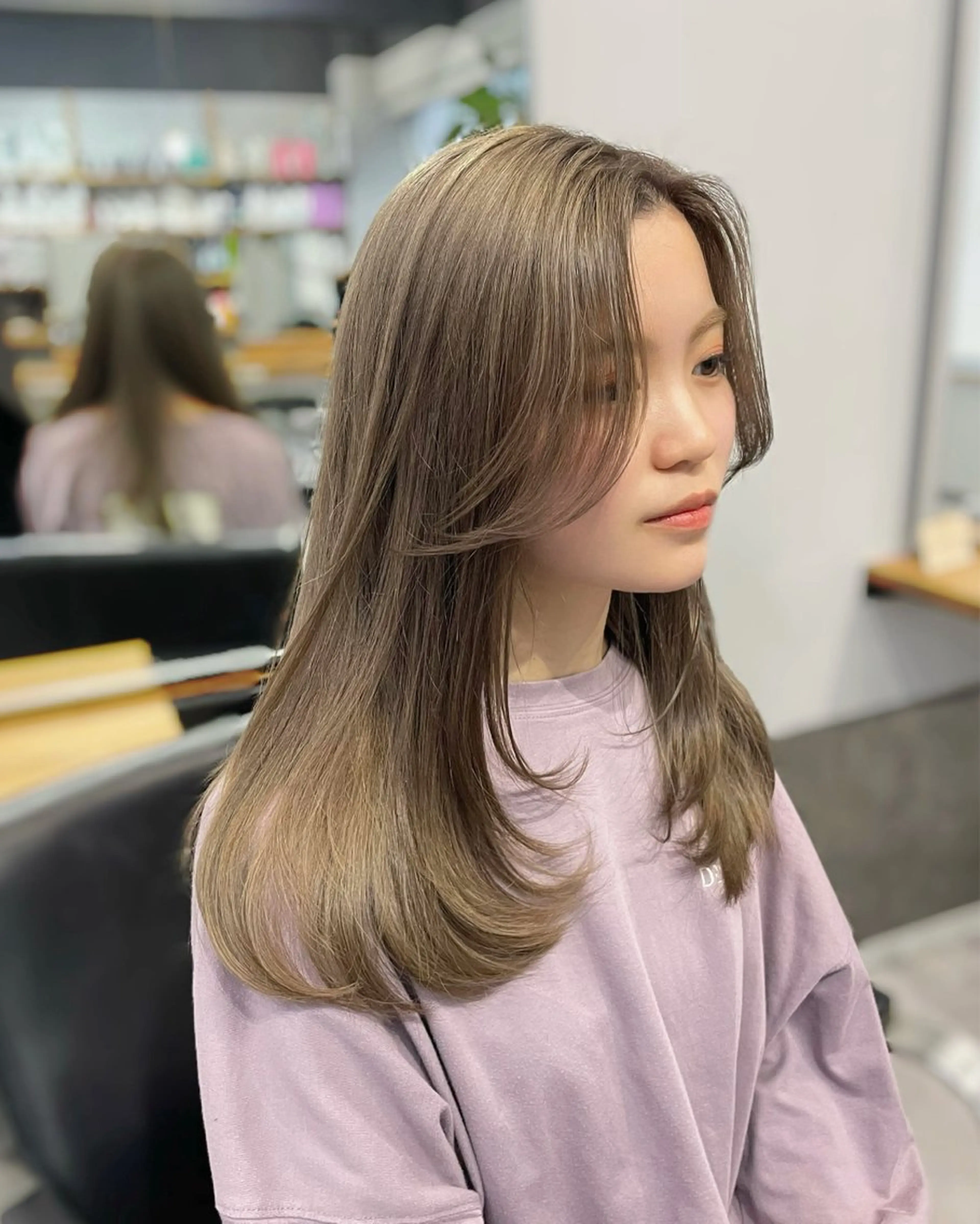 ロング カラー ヘアカラー ミルクティーベージュ ❤︎レイヤー　MIAのヘアスタイル