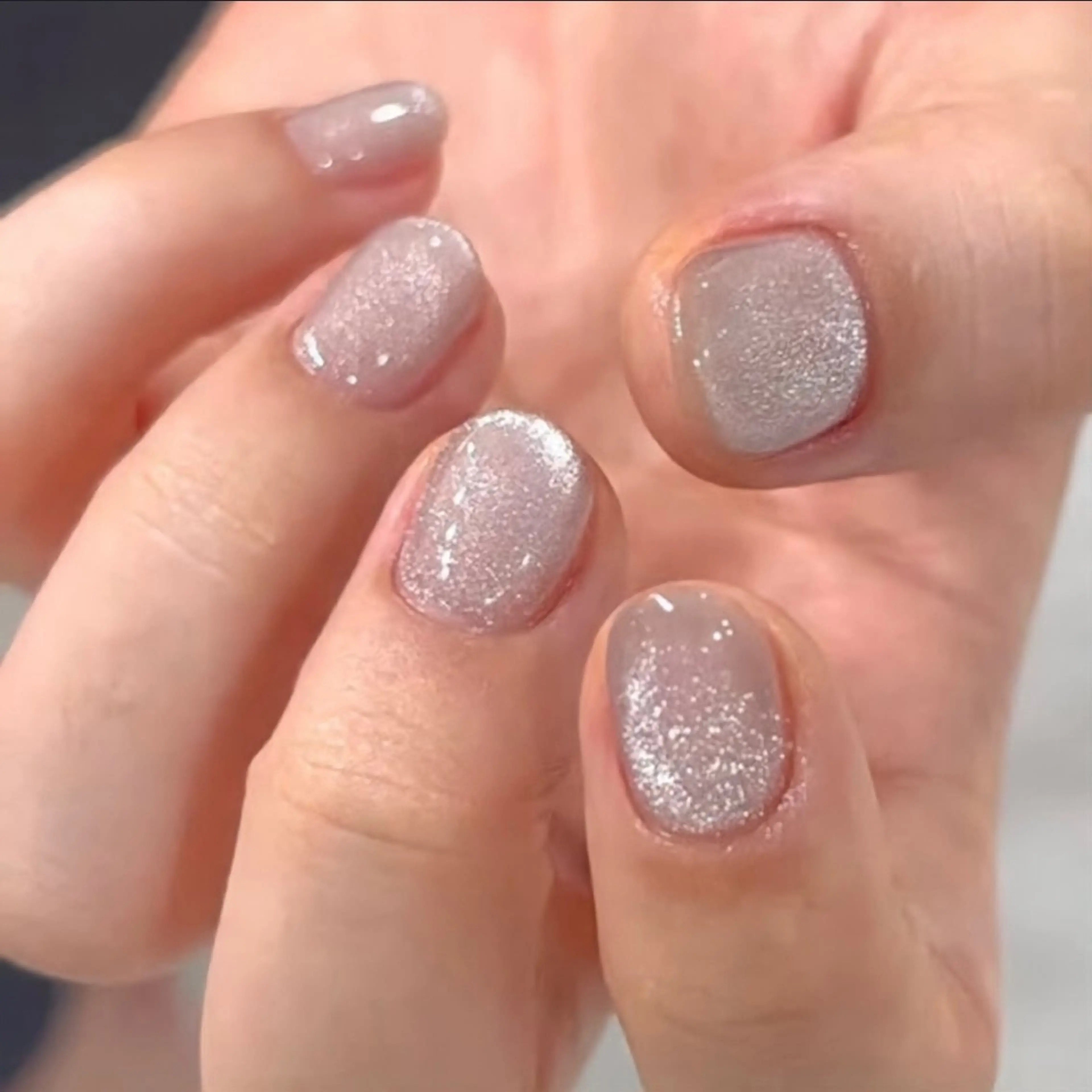 ネイル ハンドネイル raffine .のネイルデザイン