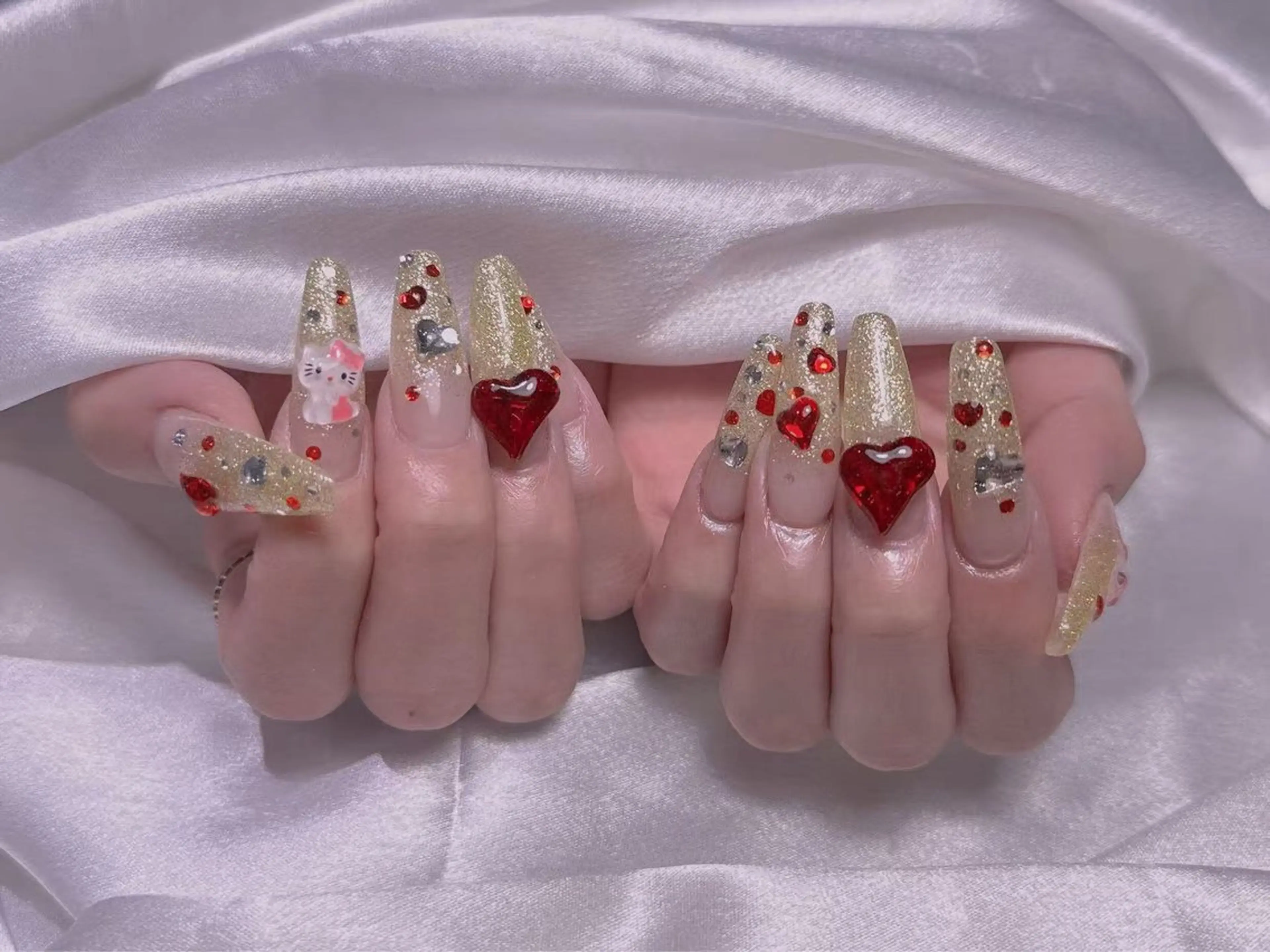 ネイル M2ネイルサロン【長さ出し&フィルイン導入店】所属・長さ出し専門店 RIRIのネイルデザイン