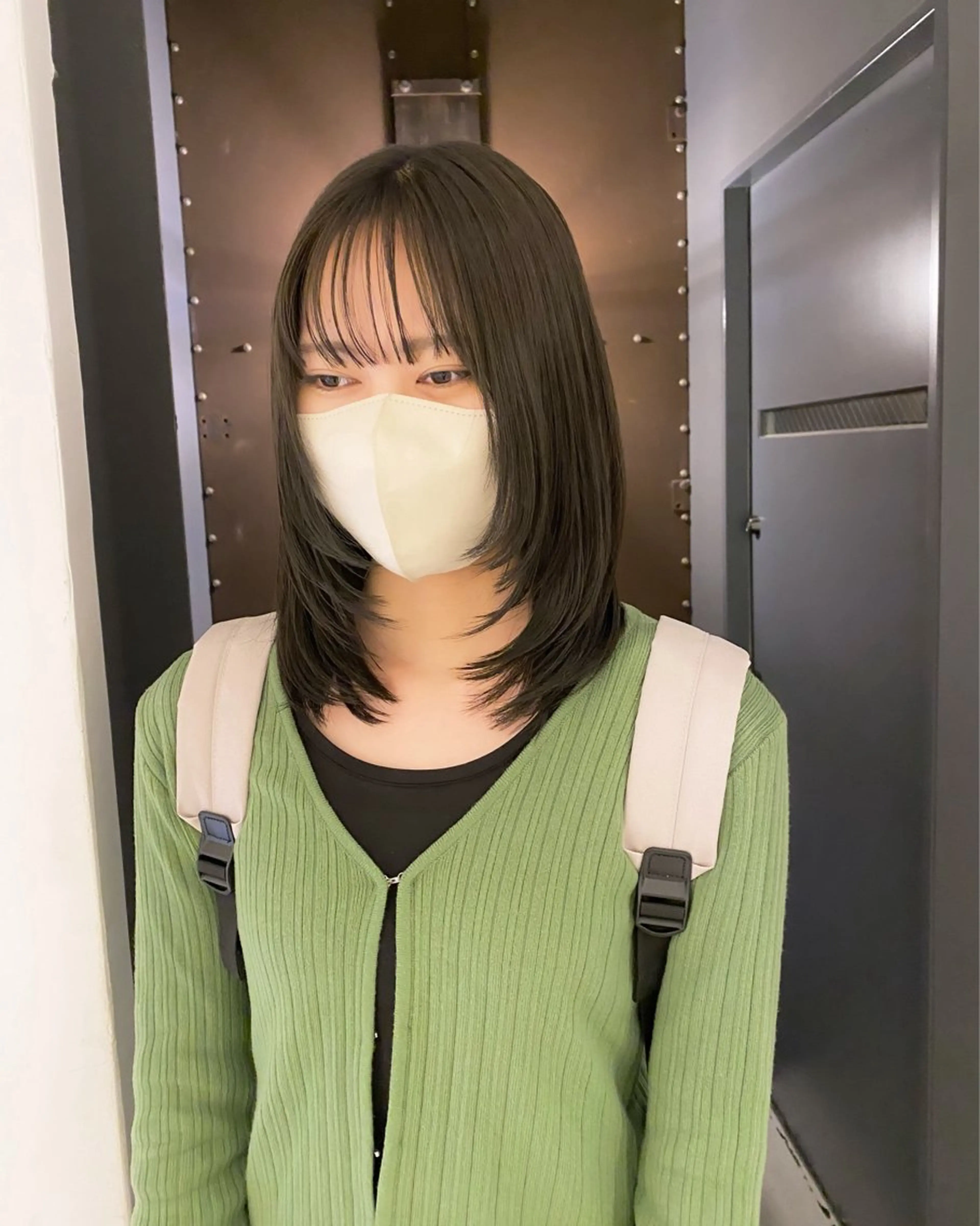 ミディアム カラー オリーブカラー レイヤーカット カット ヘアカラー アオイ🩵暖色 /まろやかカラーのヘアスタイル