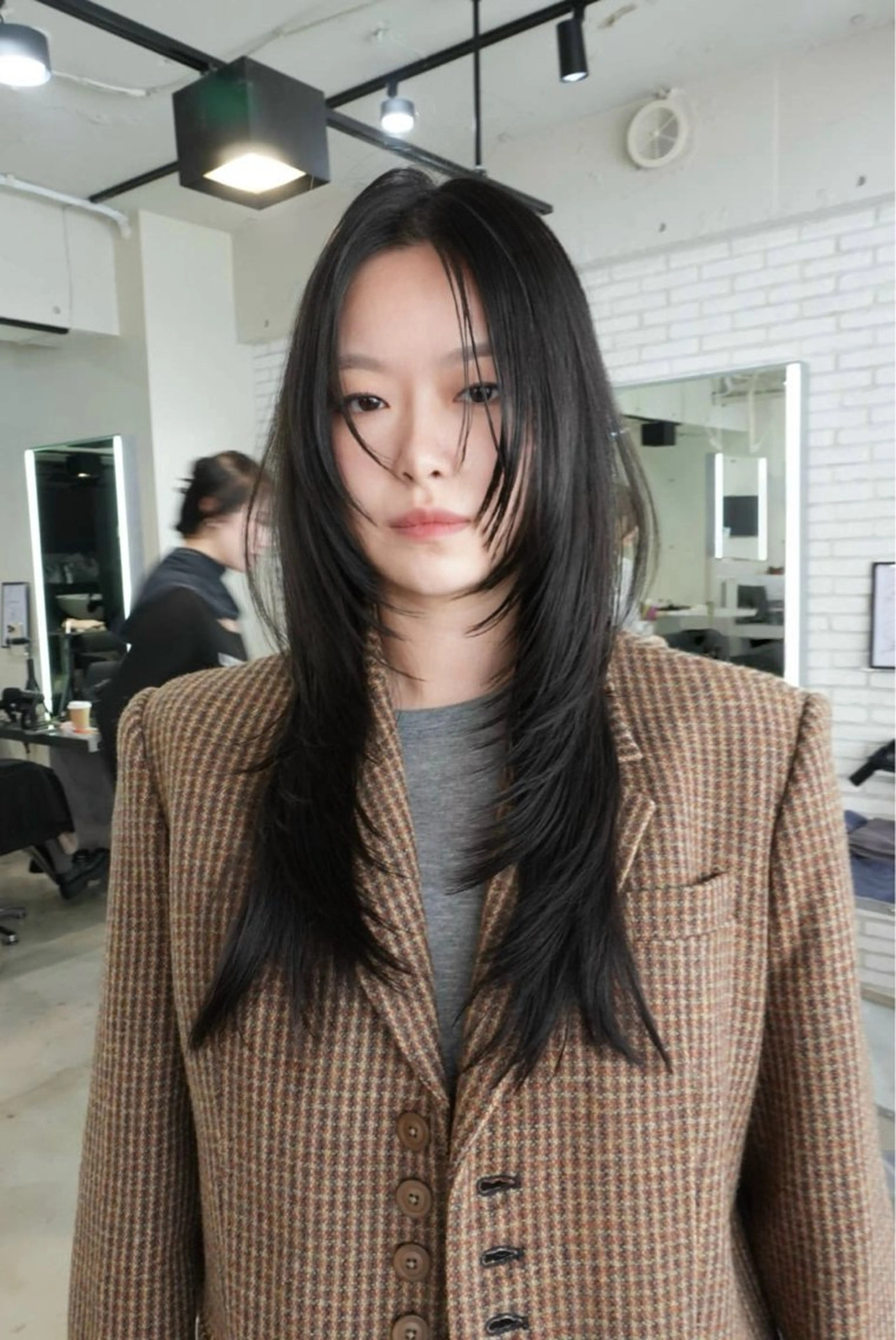 ロング ハッシュカット レイヤーカット ロング ウルフカット Airi 韓国y2k レイヤーカットのヘアスタイル