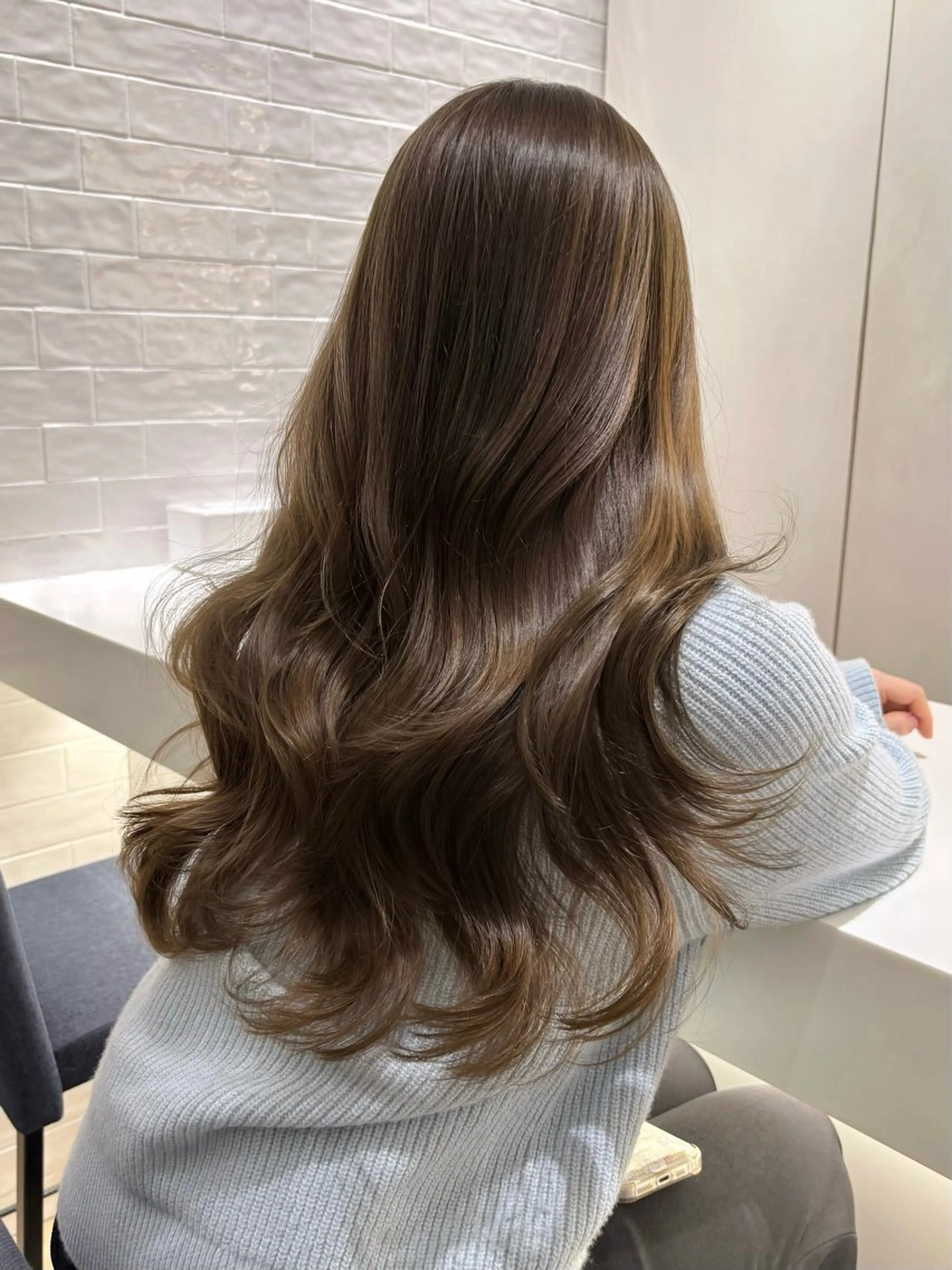 ロング カラー ヘアアレンジ ベージュカラー ブリーチ ブラウンカラー グレージュ ブリーチなしカラー ヘアカラー 銀座/韓国レイヤー/ 艶カラー🍓原田侑依のヘアスタイル