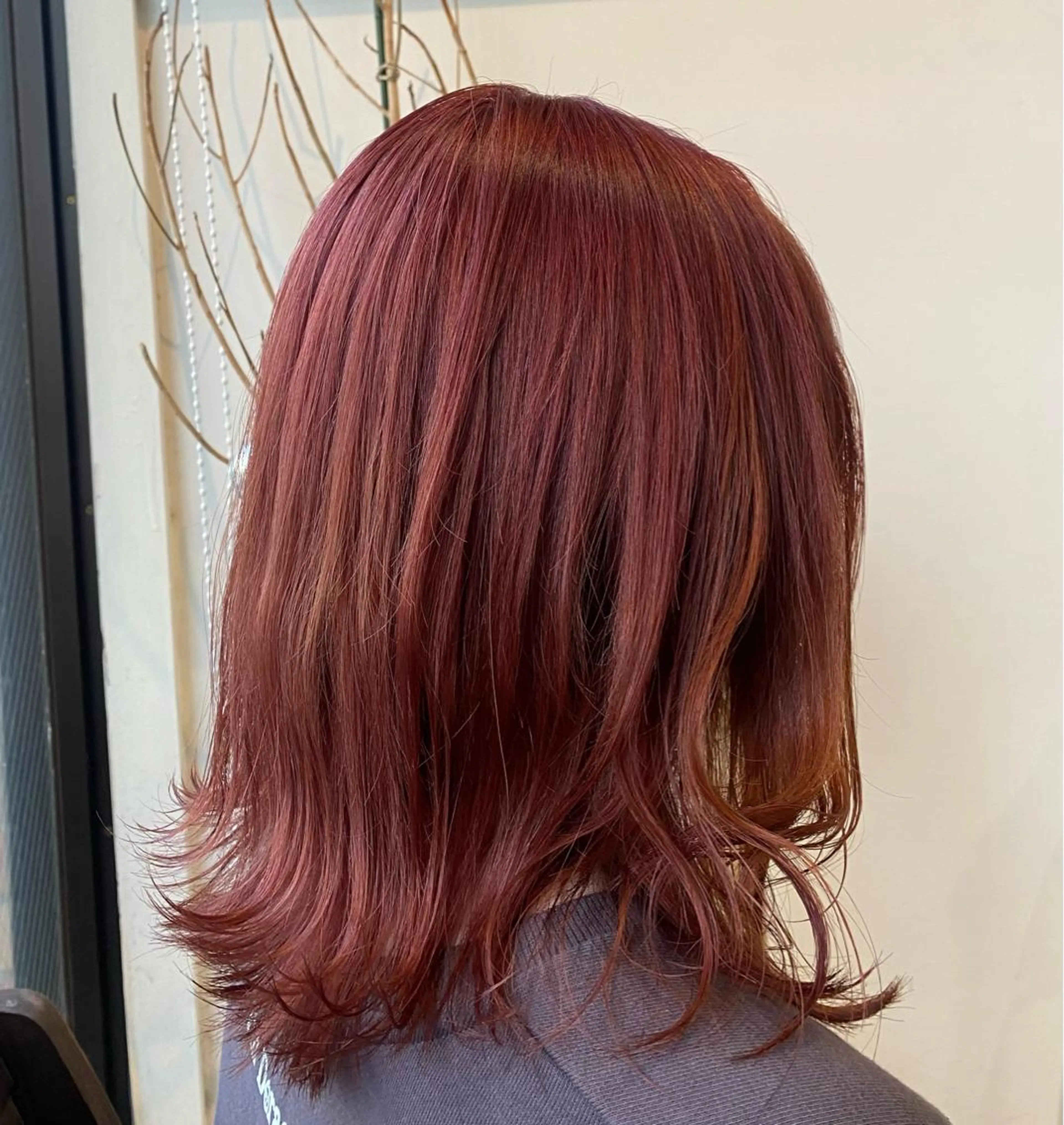 カラー 森田翔斗 顔周りレイヤーのヘアスタイル