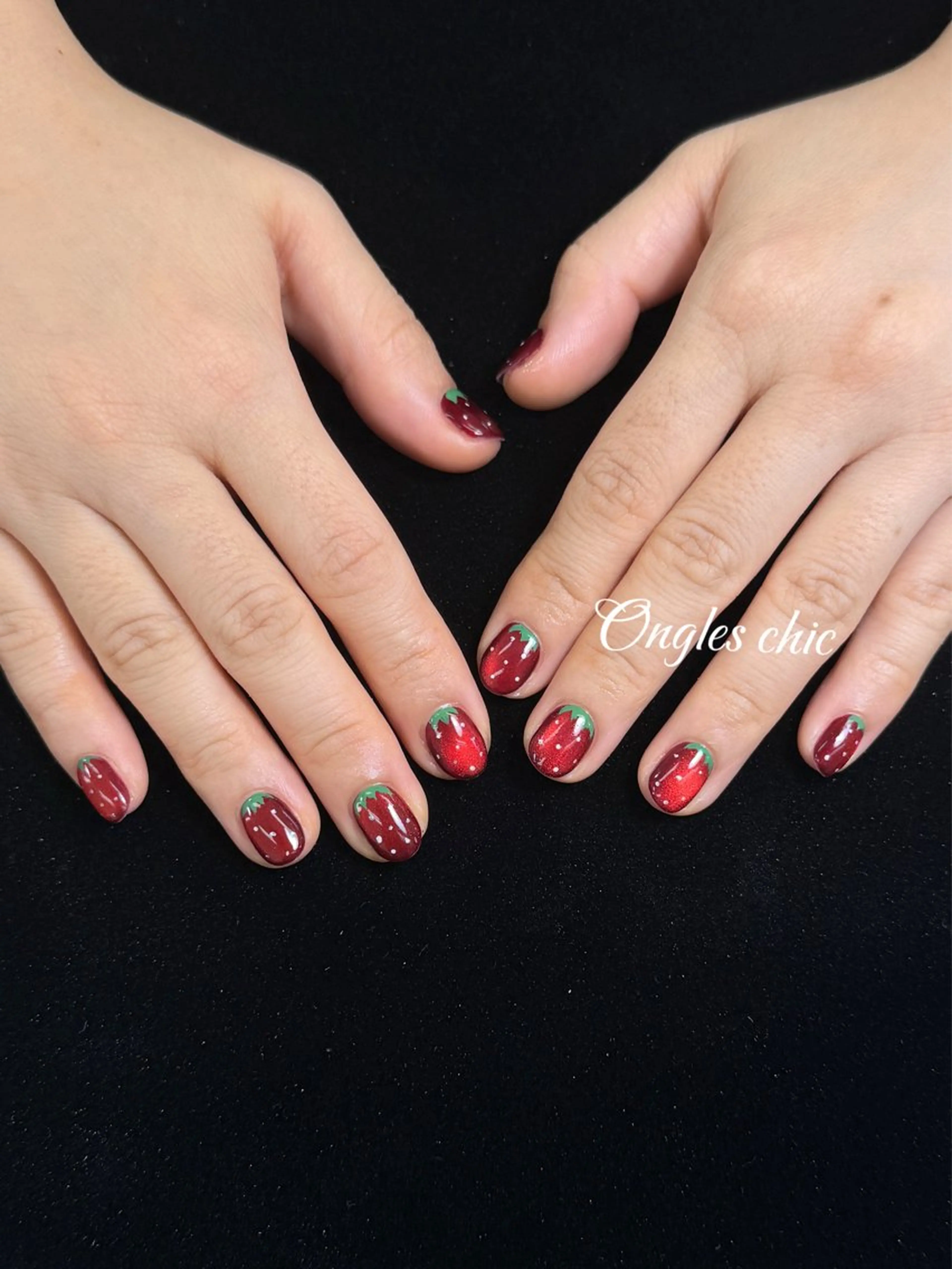 ネイル ハンドネイル ongles chicのネイルデザイン