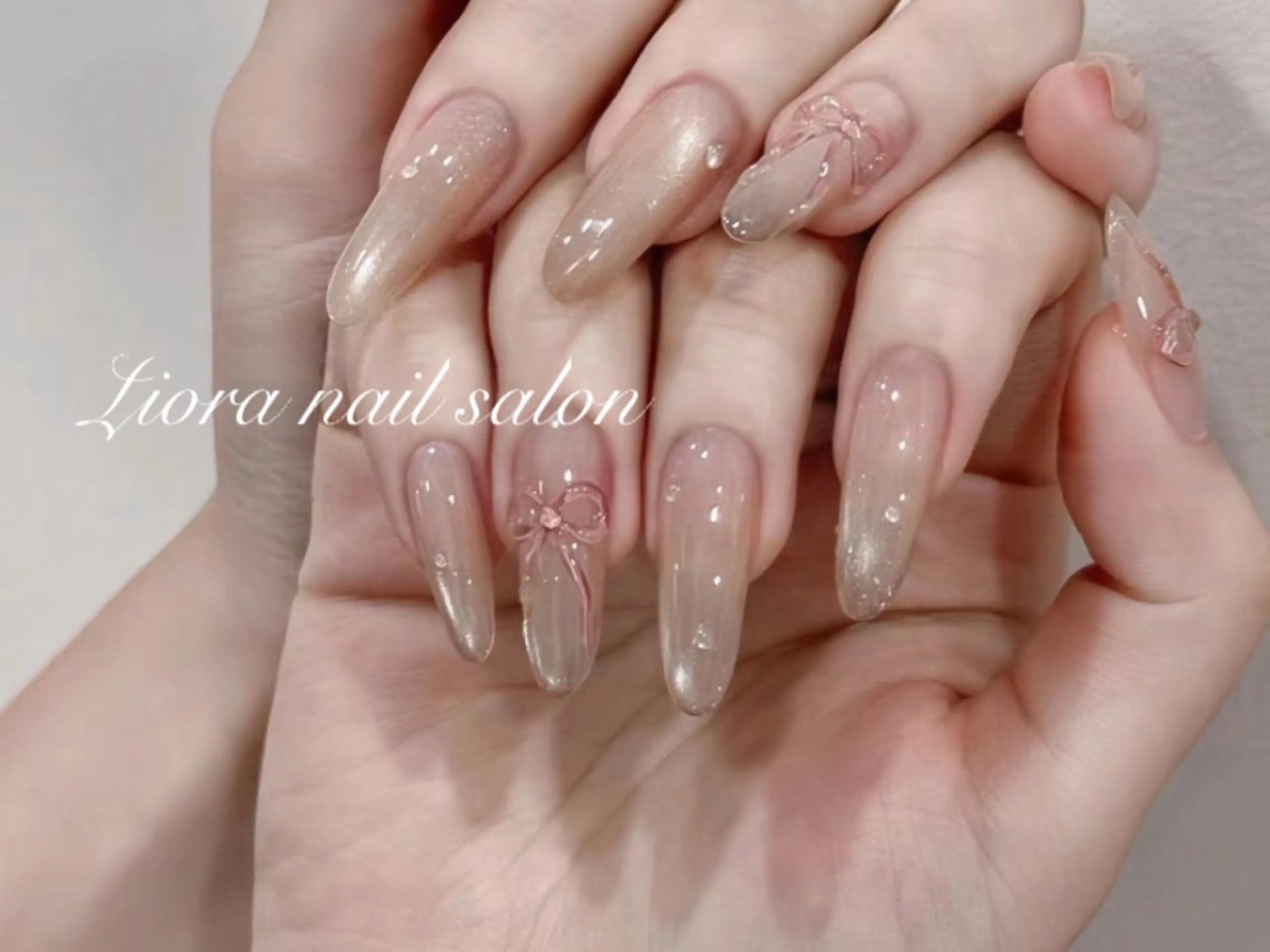 ネイル アートネイル フレンチネイル ジェルネイル ガーリー グラデーション ハンドネイル Liora nail 1のネイルデザイン