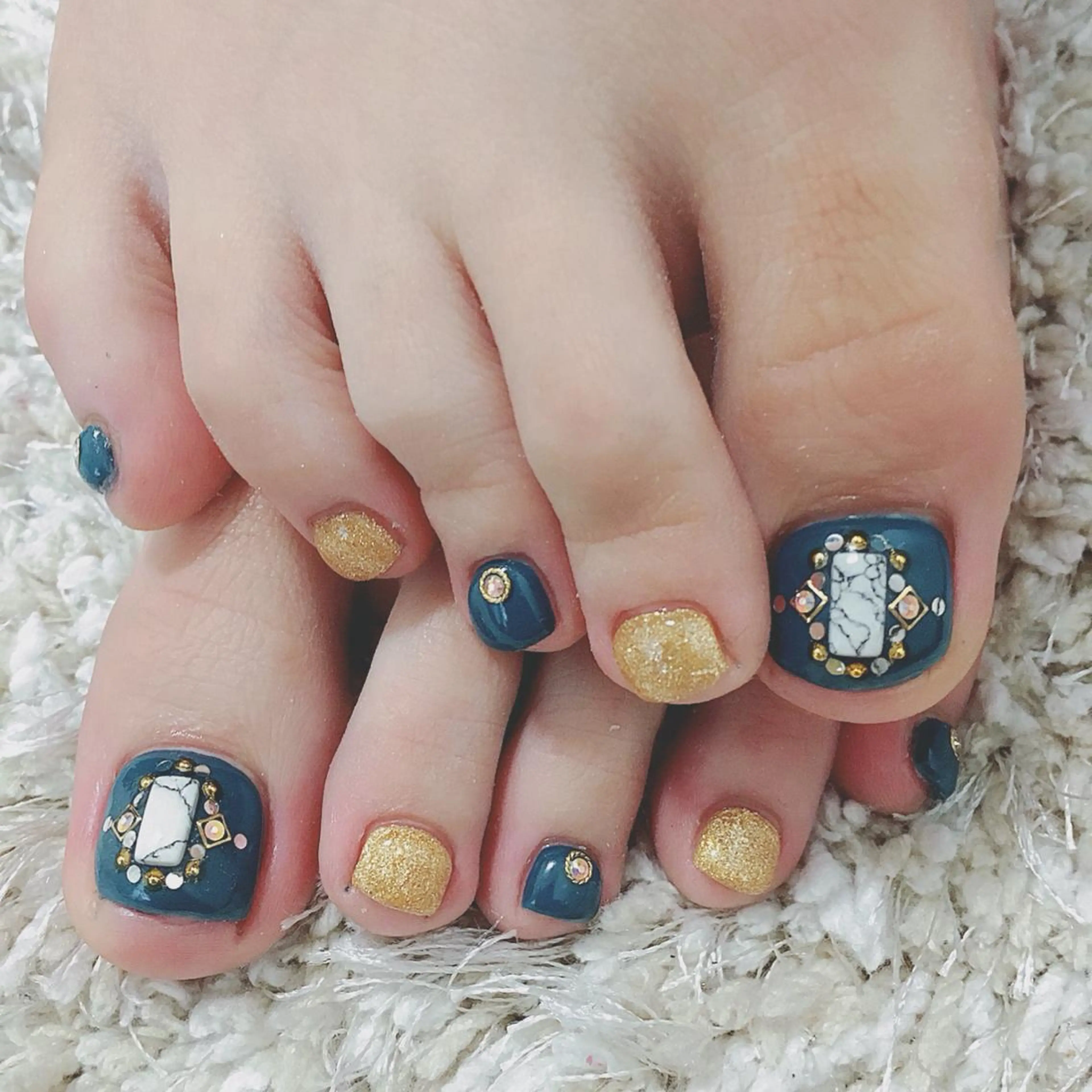 ネイル フットネイル 森山 舞のネイルデザイン