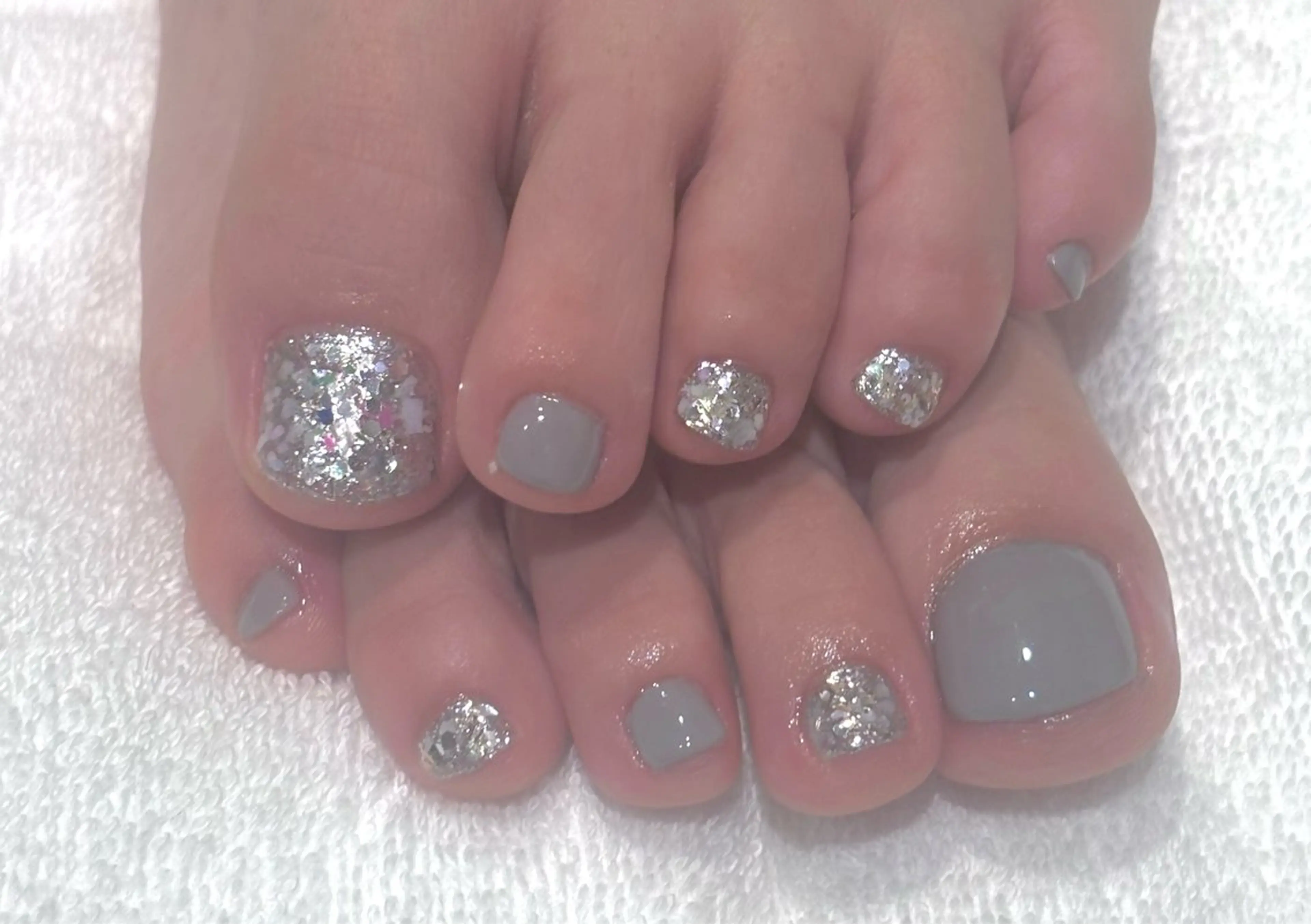 ネイル フットネイル CECIL beauty labo所属・田中 梨奈のネイルデザイン