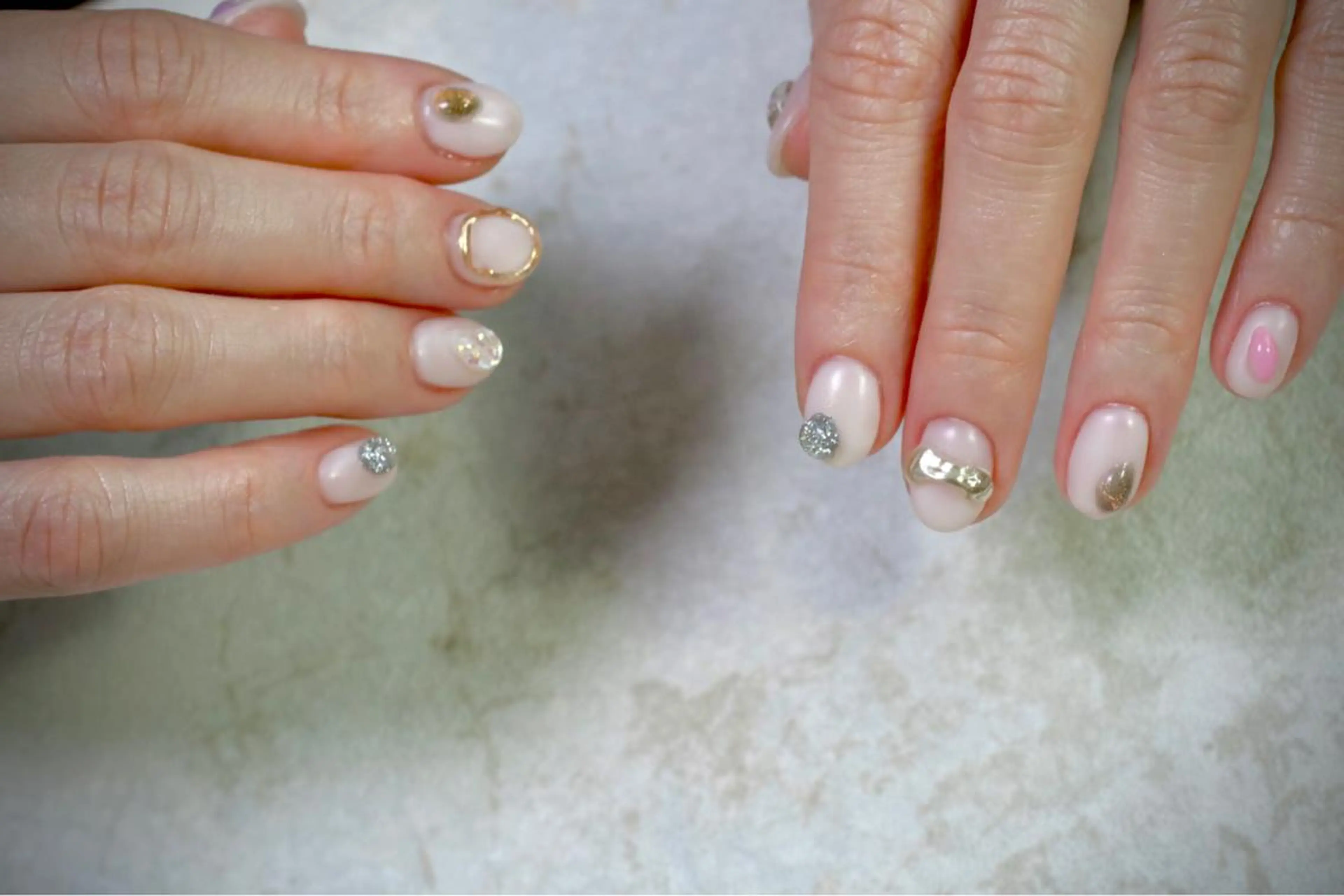 ネイル オーロラネイル カジュアル ジェルネイル ラメ(グリッター) マグネットネイル ハンドネイル MH Nailのネイルデザイン