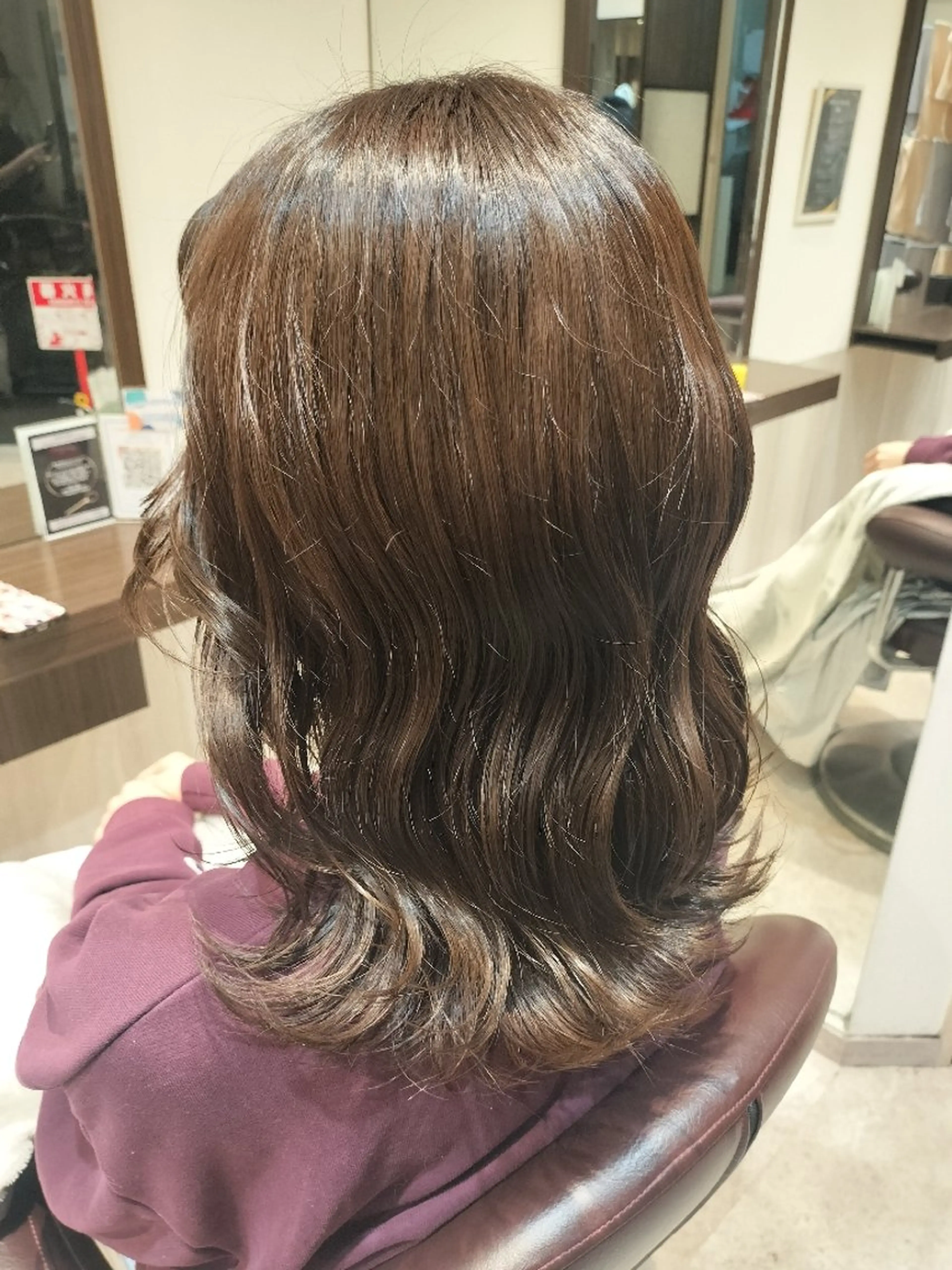 セミロング カラー ヘアアレンジ ベージュカラー 透明感カラー ヘアカラー ヘアセット チハル🌙 カラー🌙ヘアセットのヘアスタイル