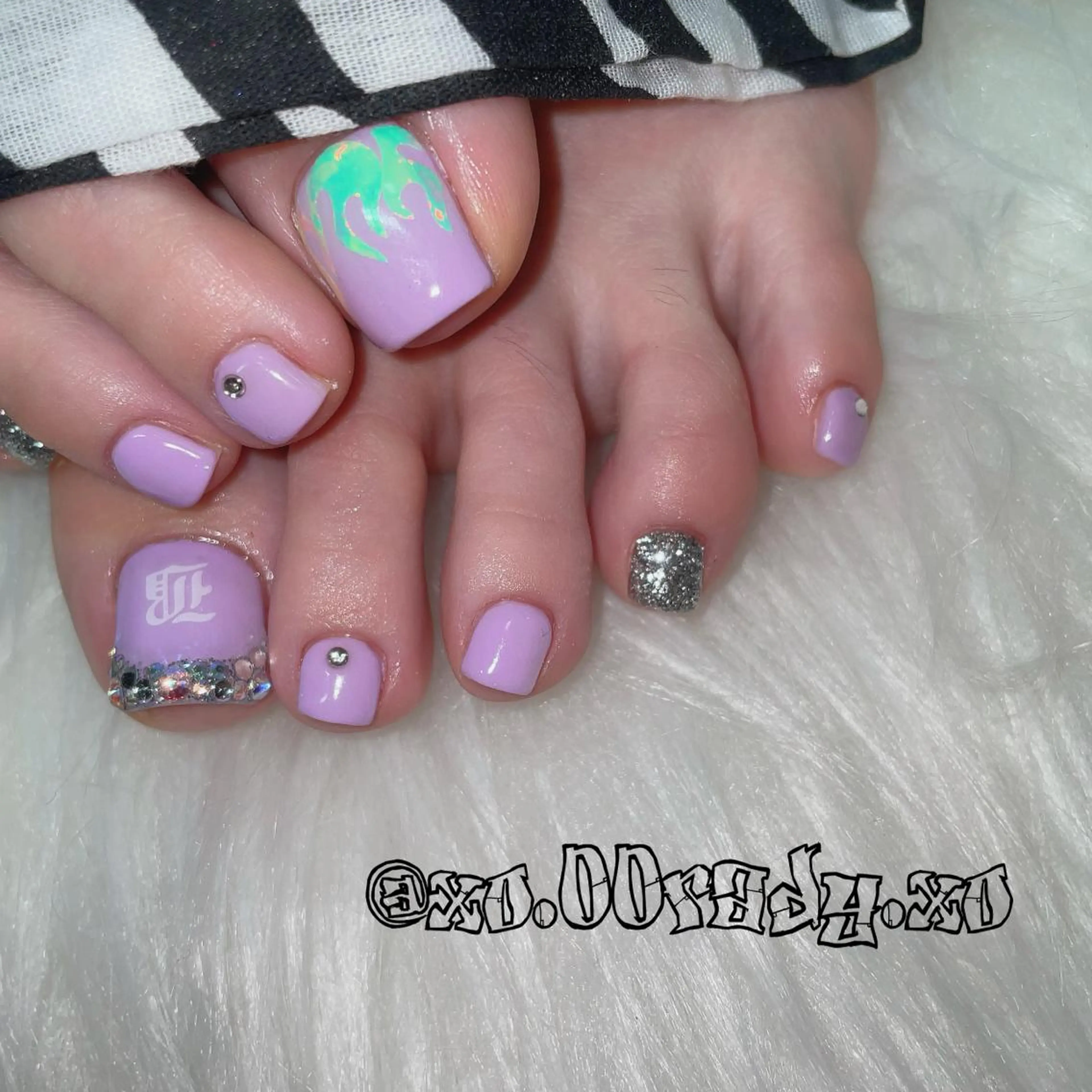 ネイル フットネイル ⛓Miyu ⛓のネイルデザイン