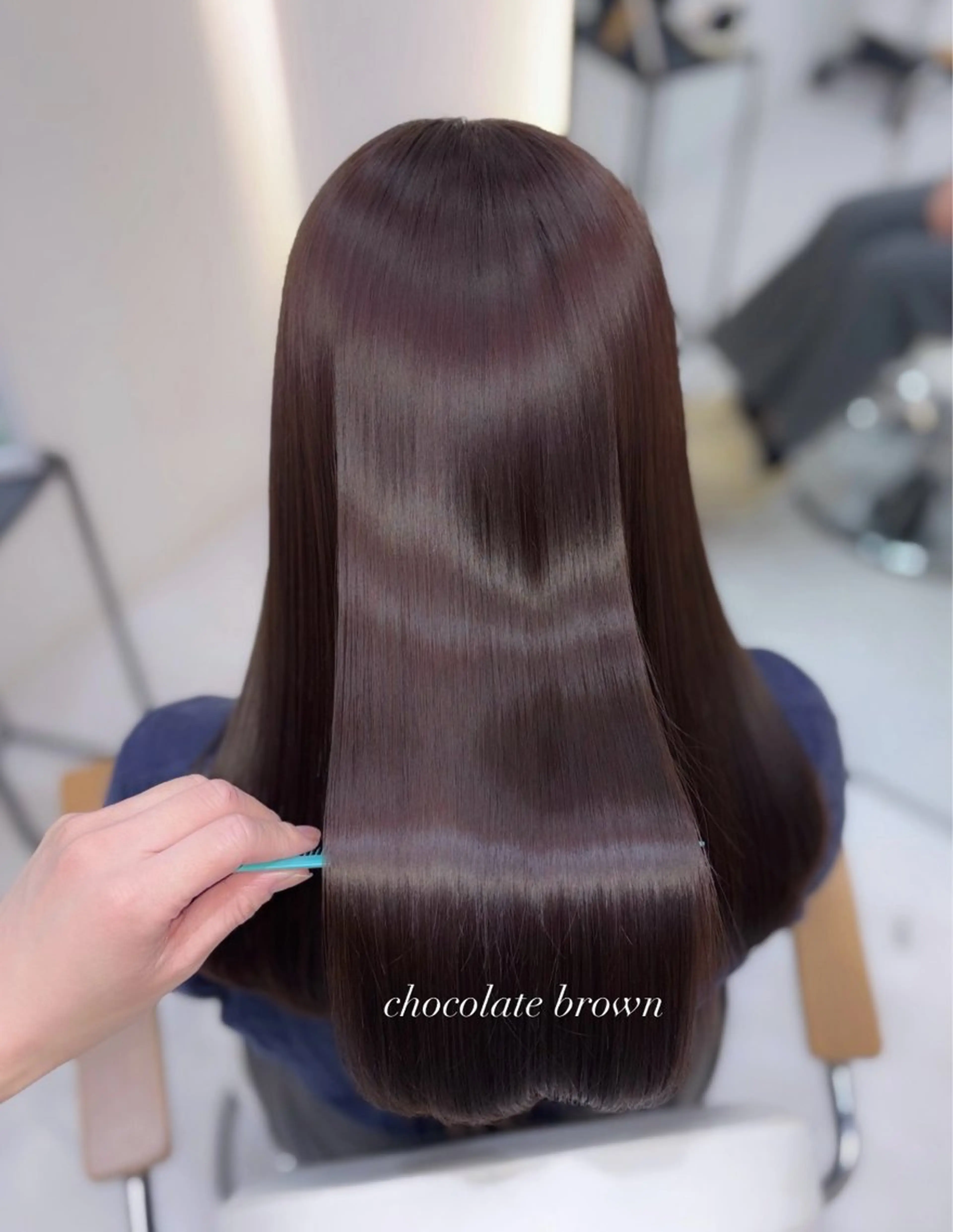 ロング カラー ブラウンカラー チョコレートブラウン トリートメント カット ヘアカラー トリートメント 艶髪・透明感カラー・ 韓国ヘア・Yuriのヘアスタイル