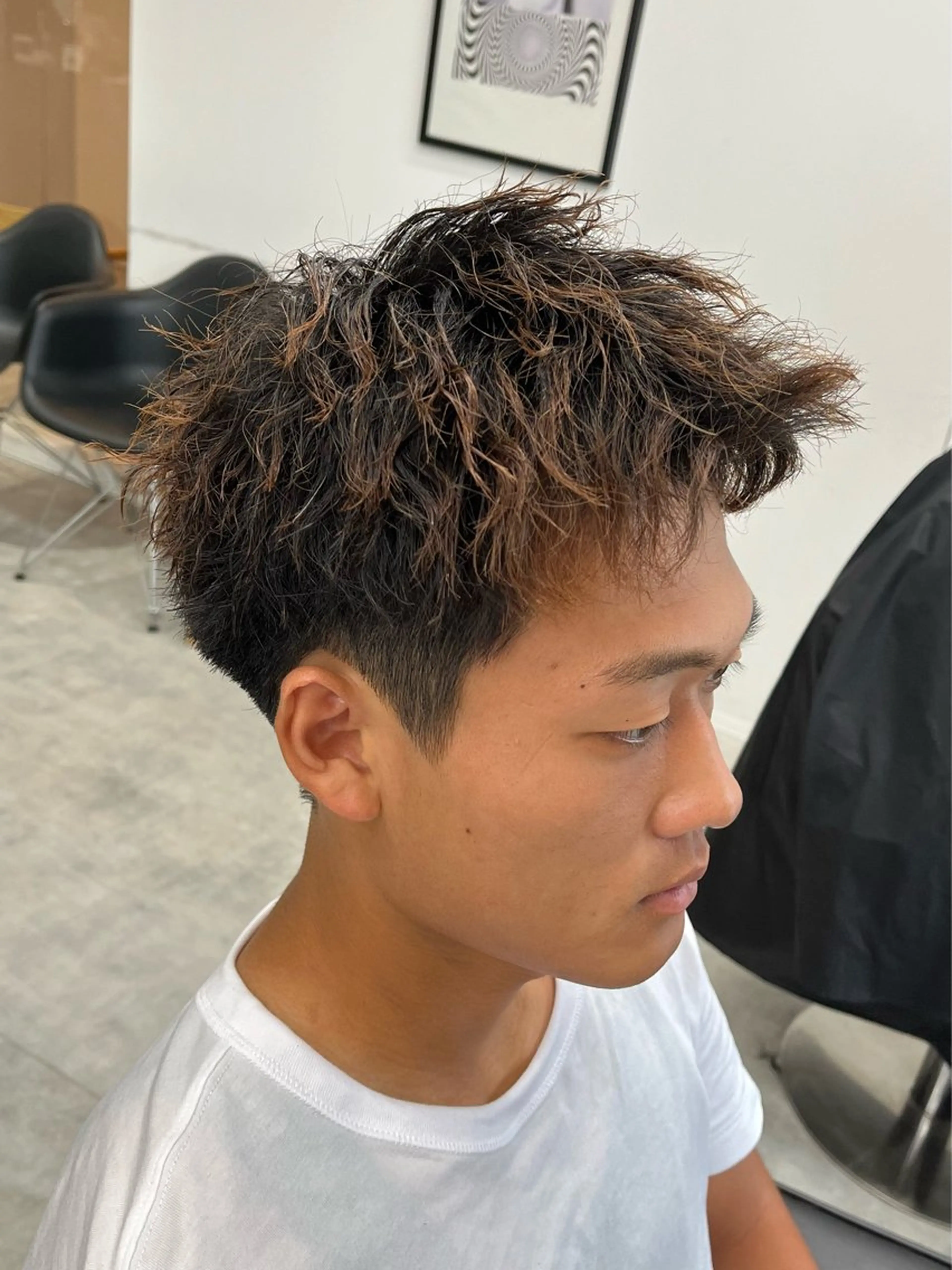 ショート パーマ メンズ アップバング メンズパーマ ツイストスパイラルパーマ ショートヘア スパイラルパーマ カット パーマ 新潟メンズパーマ 新潟駅/小田拓実のヘアスタイル