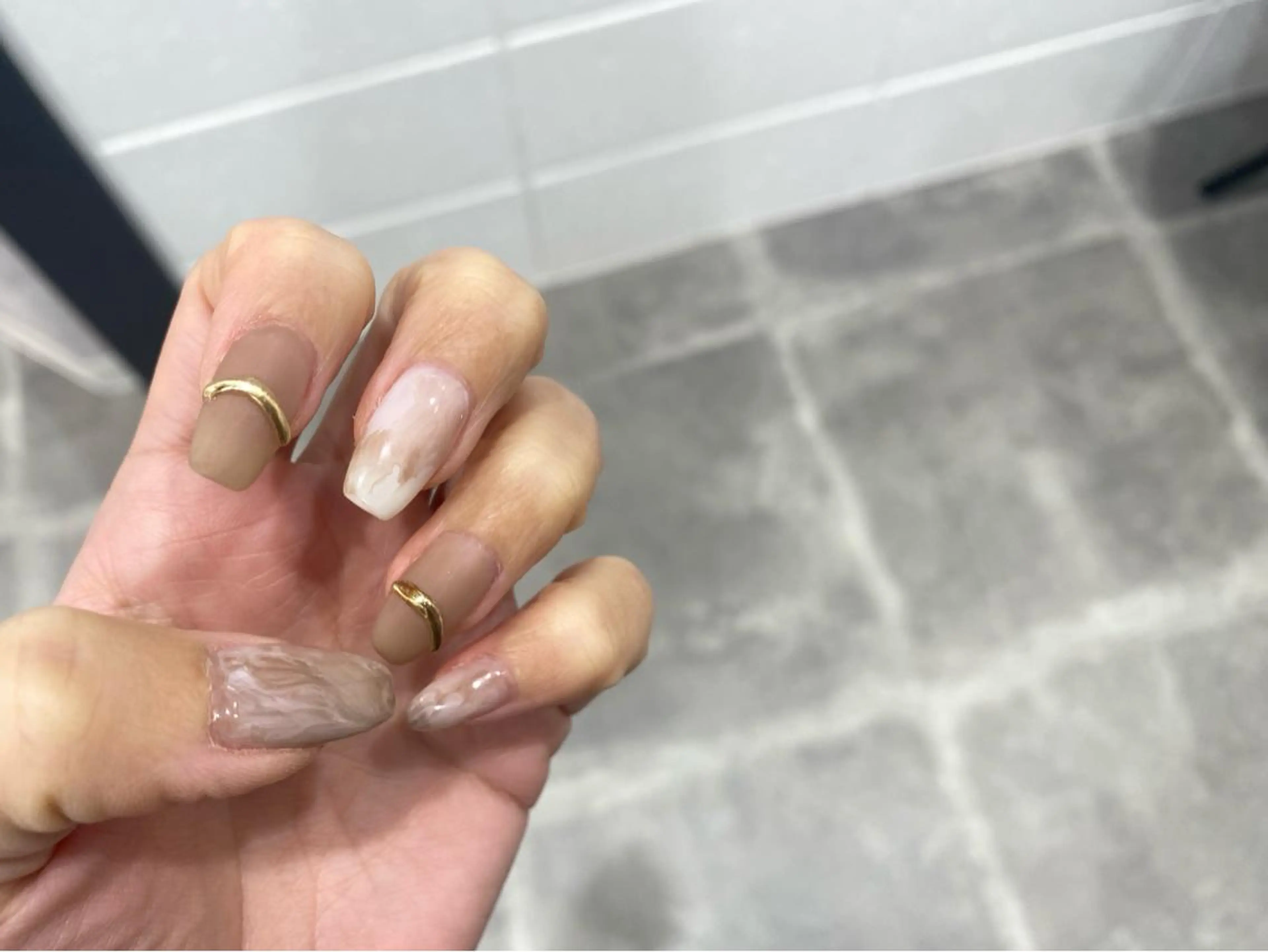 ネイル NINEnami ニュアンスネイルのネイルデザイン