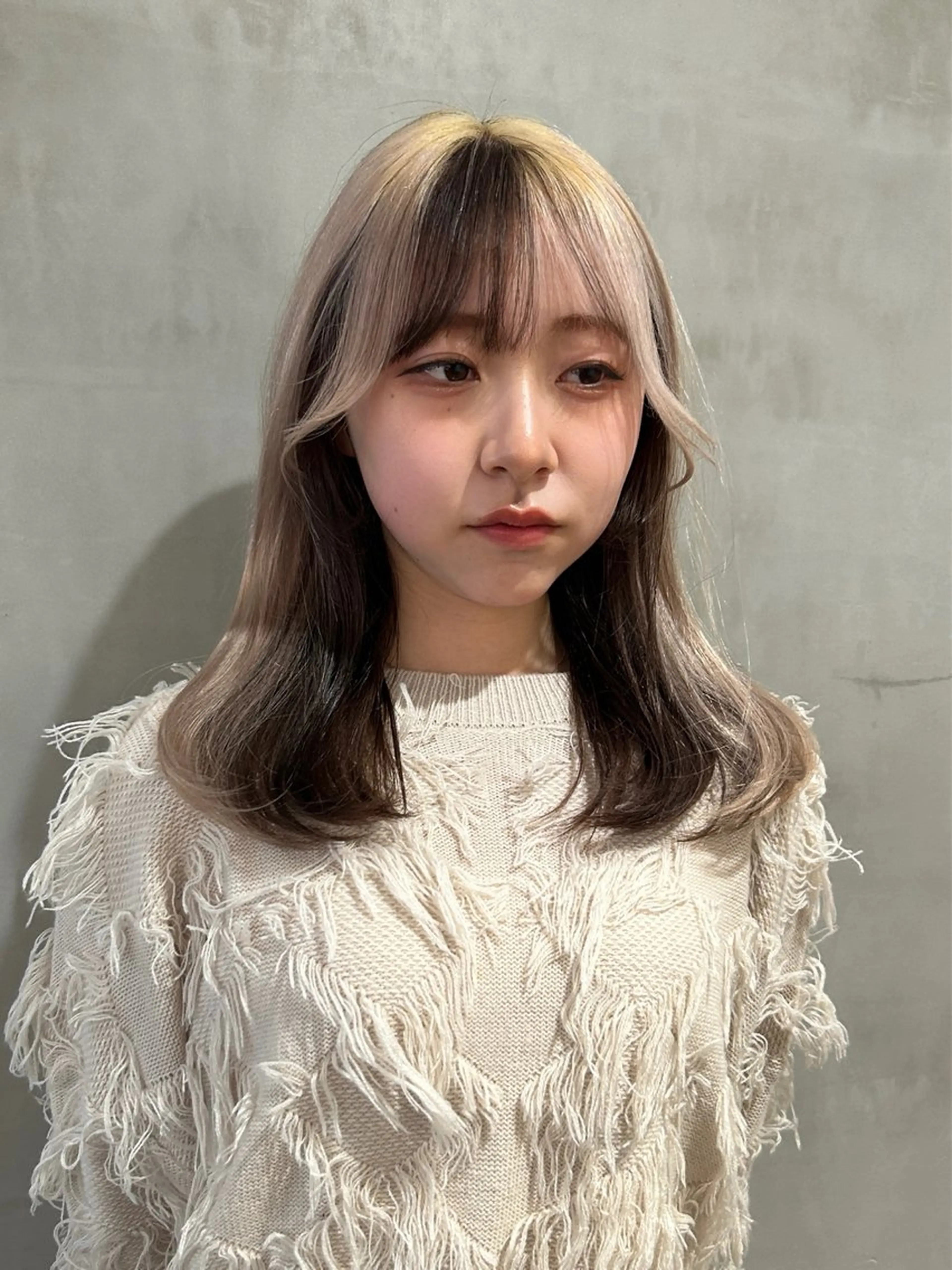 セミロング カラー デザイン/アレンジ ❤︎イシイレイのヘアスタイル