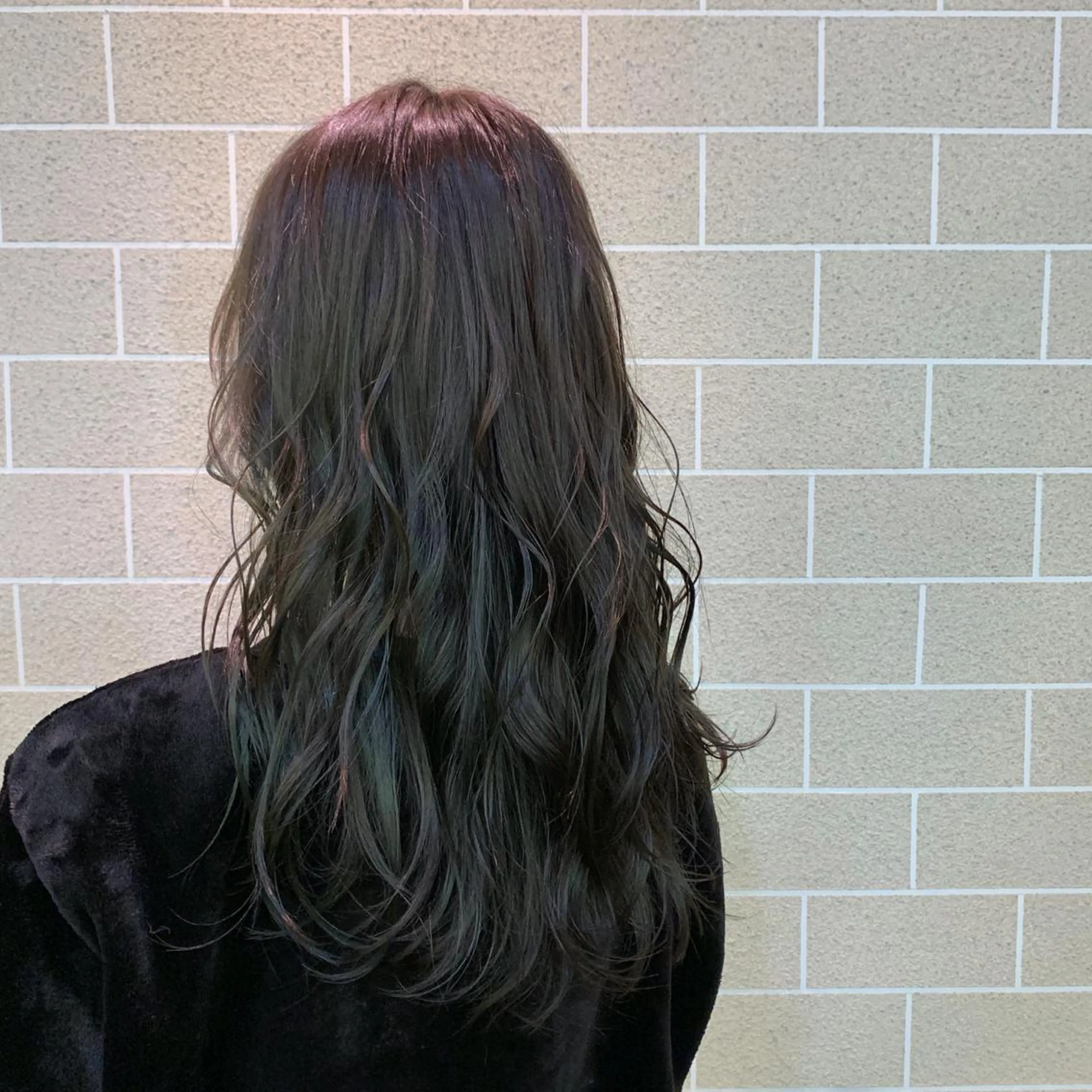 ロング カラー パーマ ヘアアレンジ メンズ キッズ マツエク・マツパ ベージュカラー オリーブベージュ Luela堅田所属・田中 裕士のヘアスタイル