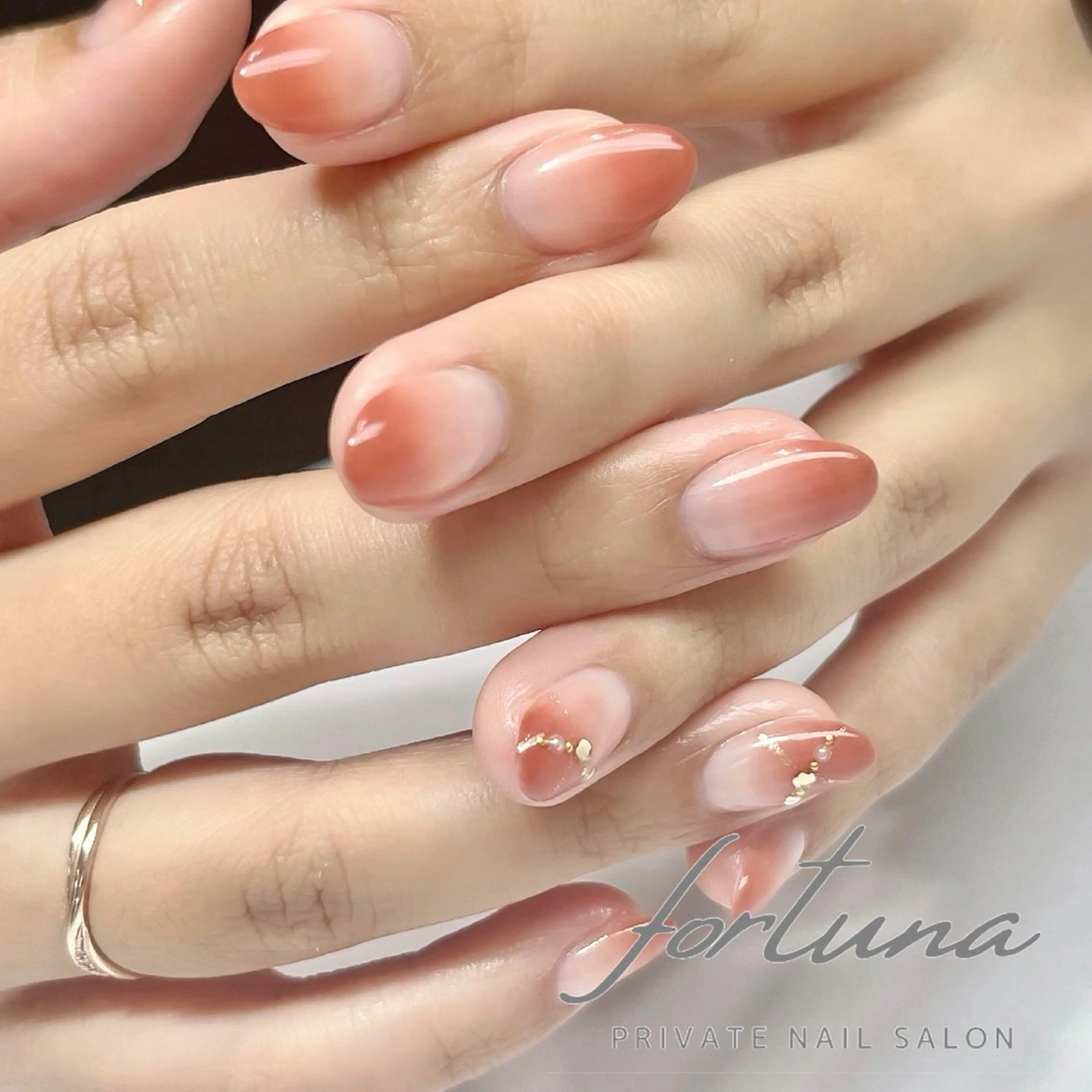 ネイル グラデーション ハンドネイル fortuna 武藤裕美のネイルデザイン