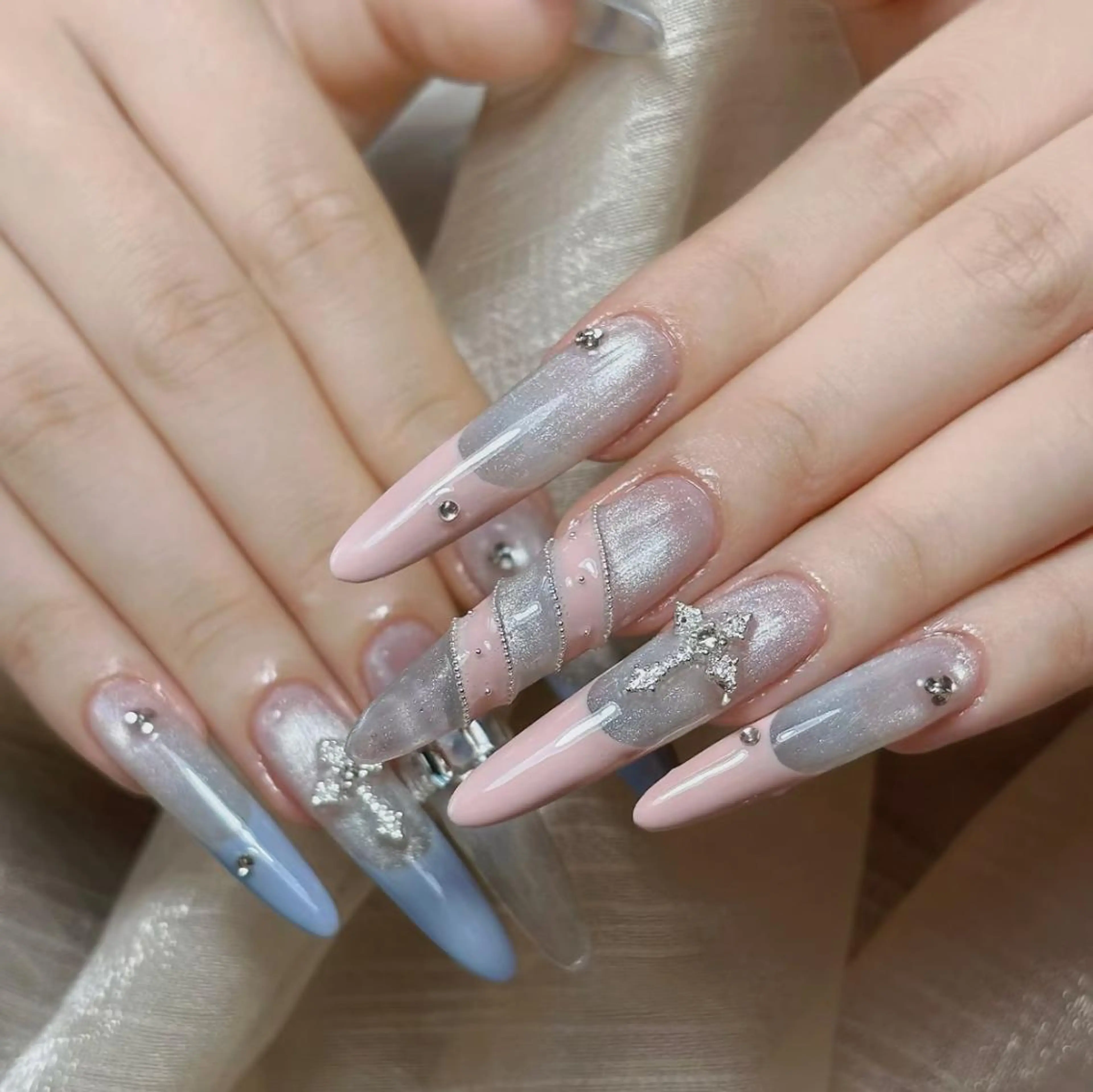 ネイル ハンドネイル エリ🫧 nail池袋東口のネイルデザイン
