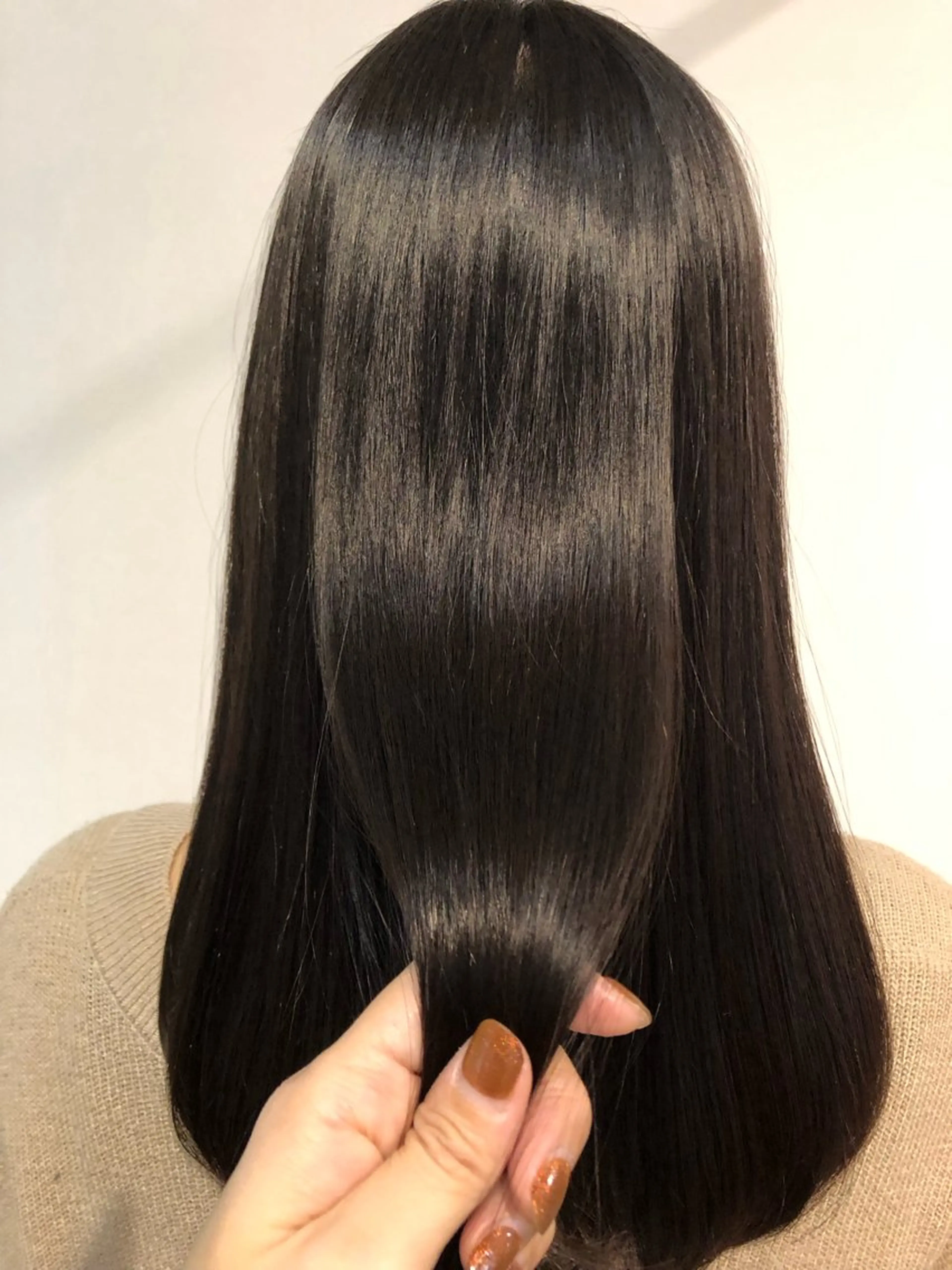 セミロング カット 縮毛矯正 トリートメント 青野 文香のヘアスタイル