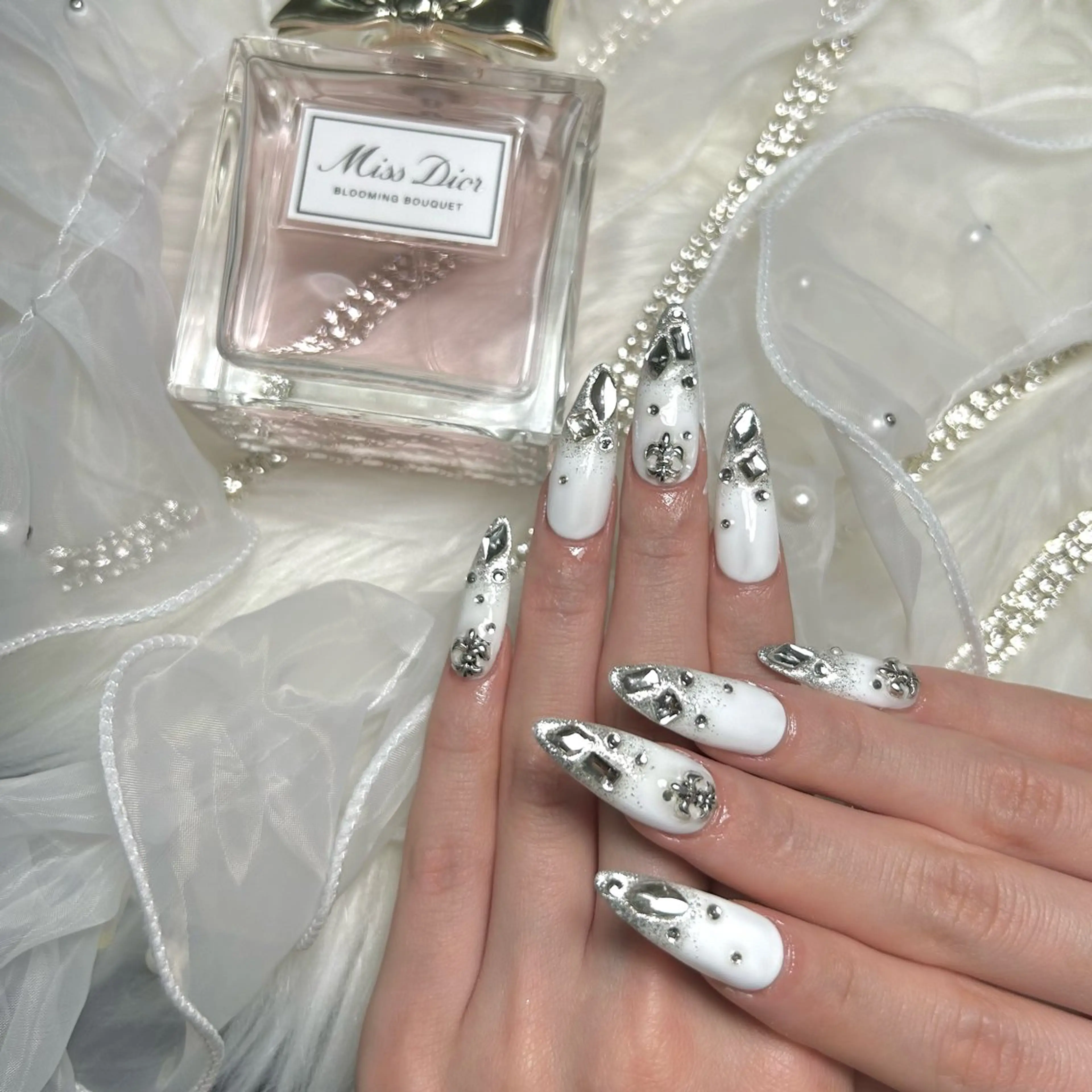 ネイル moumou nailのネイルデザイン