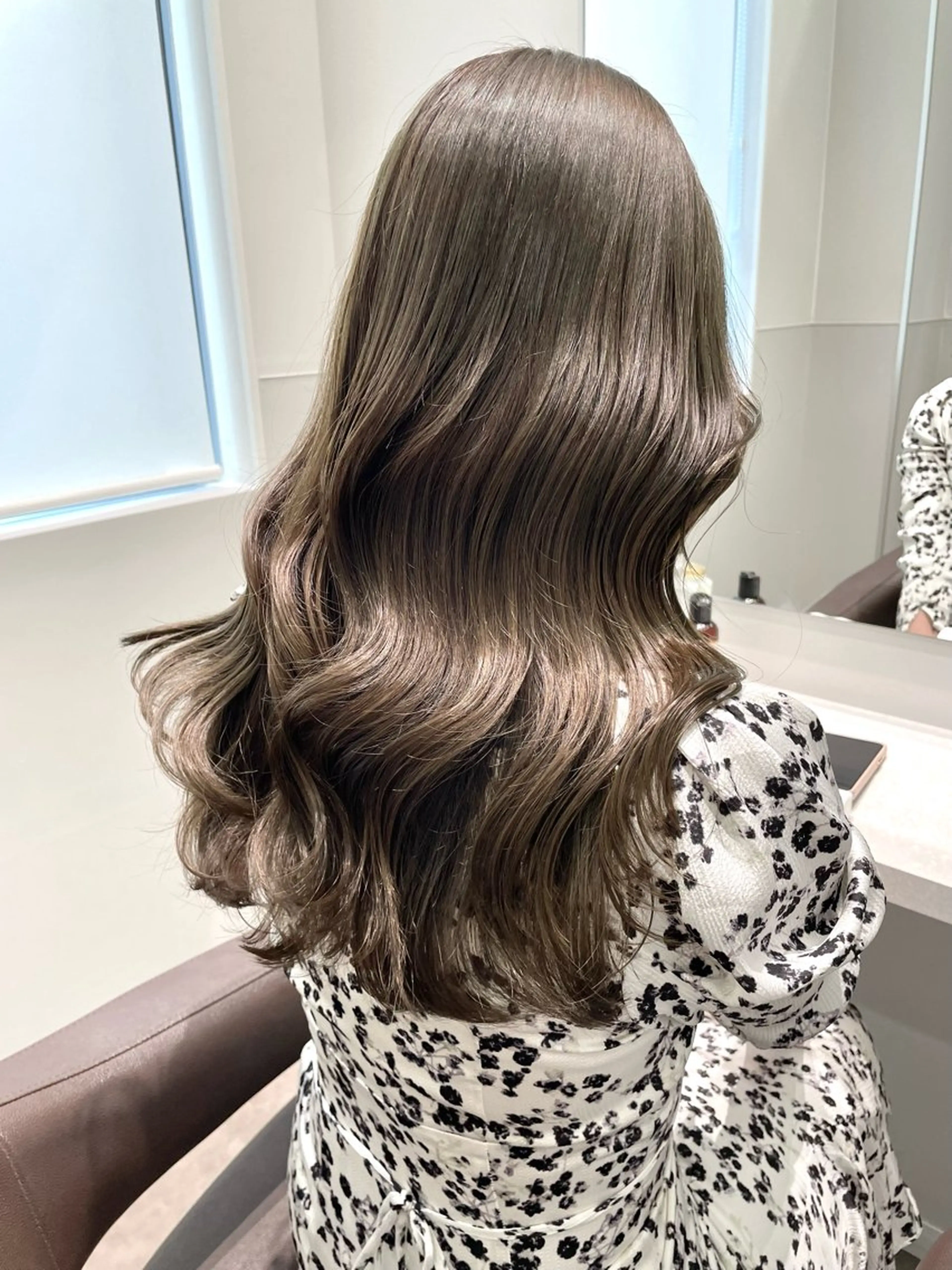 ロング salowin銀座6丁目所属・銀座 Megumiのヘアスタイル