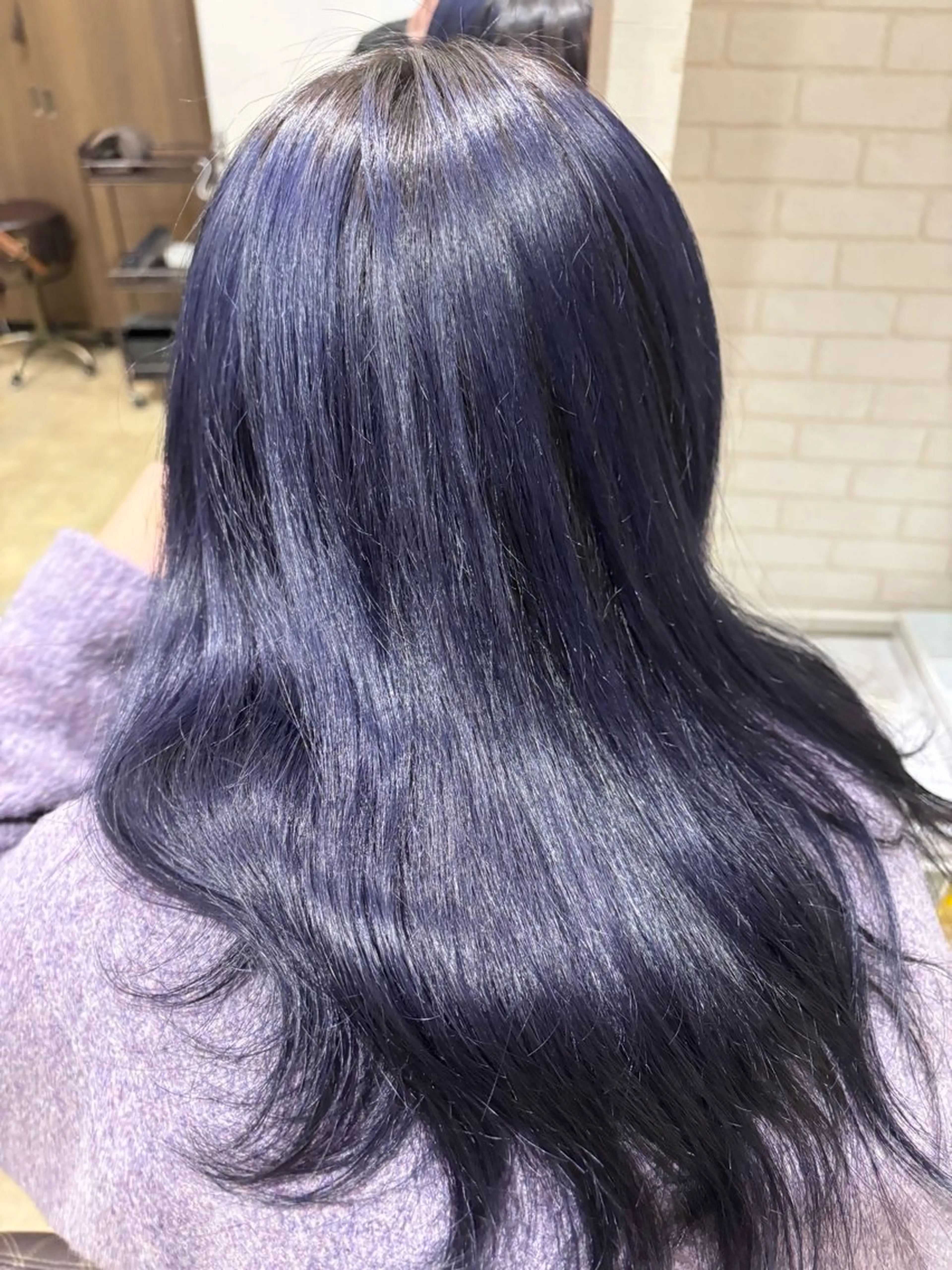 セミロング カラー 緑川 佳薫のヘアスタイル