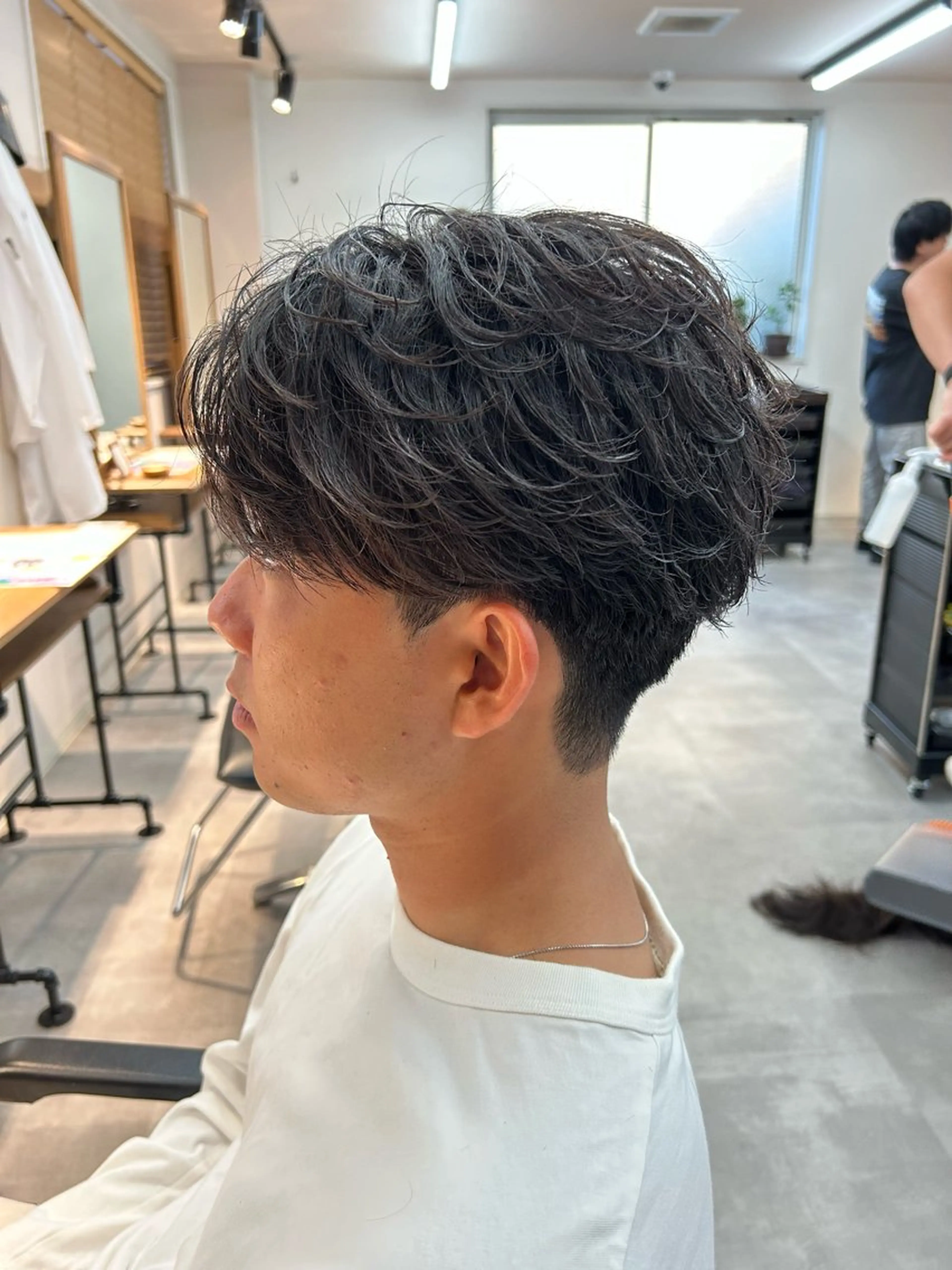 パーマ メンズ ダウンパーマ カルマパーマ メンズ韓国風 メンズパーマ ニュアンスパーマ 【メンズ韓国ヘア 千葉駅/カルマパーマのヘアスタイル