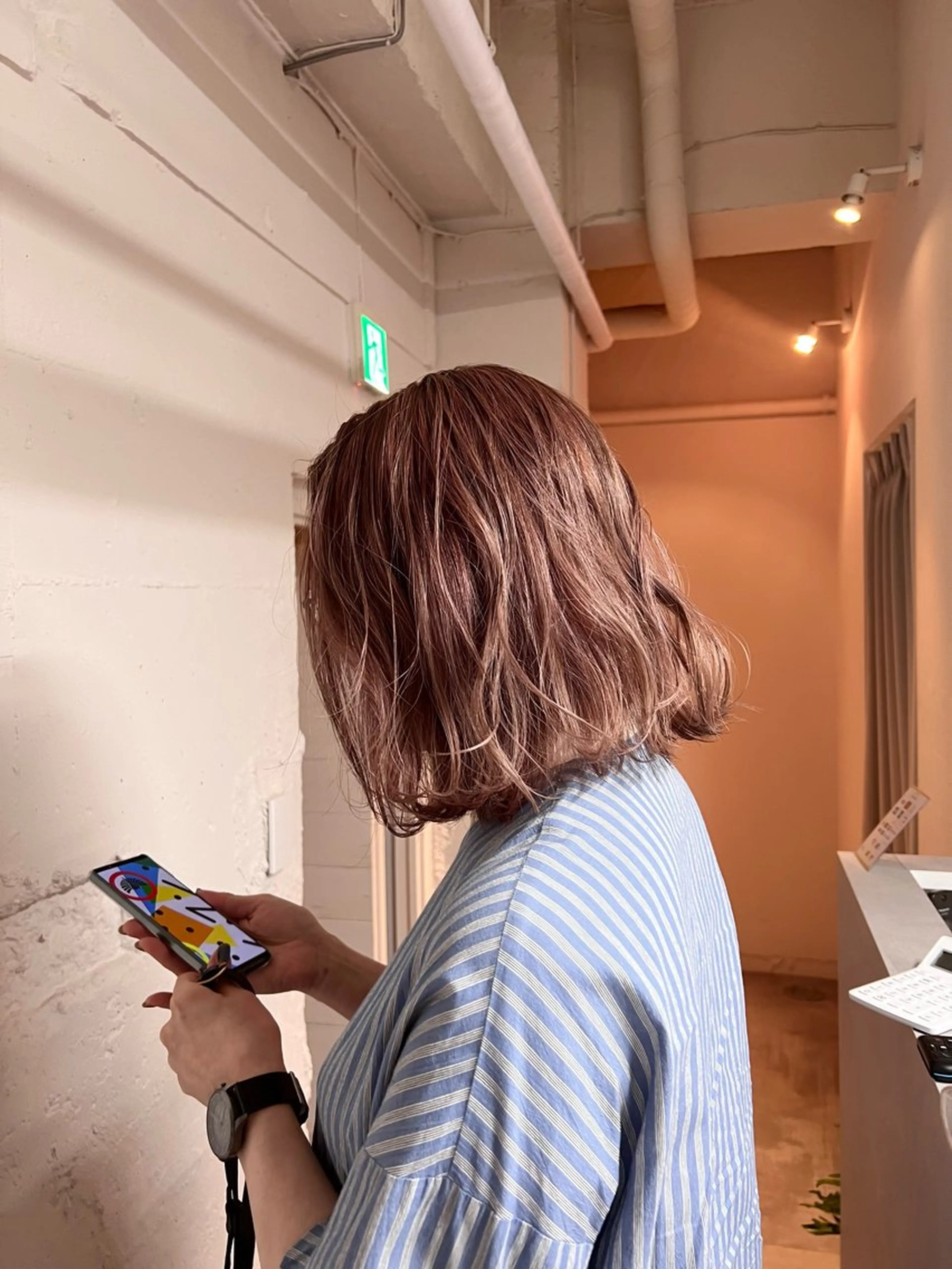 ショート ボブ カット ヘアカラー tokute Takahashiのヘアスタイル