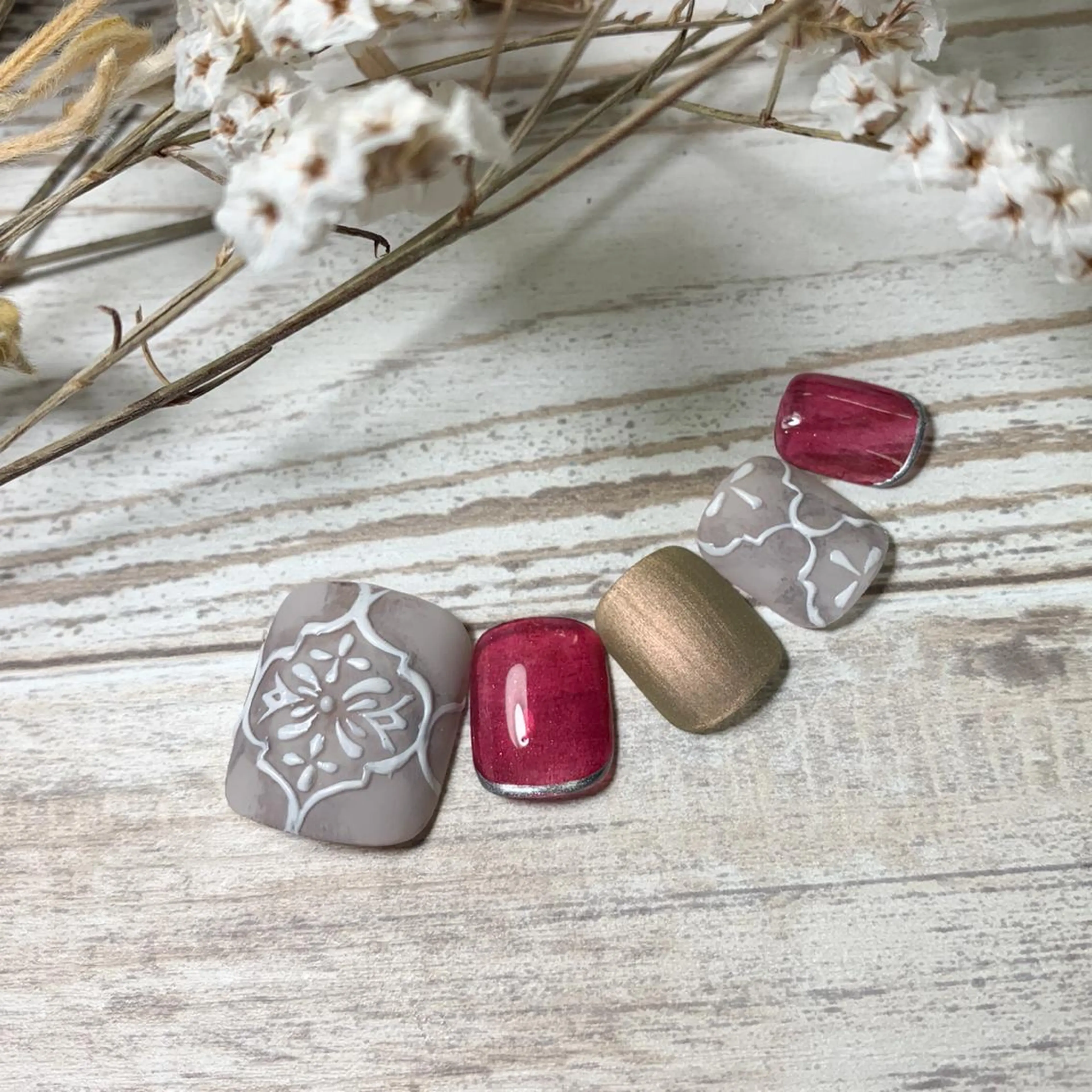 ネイル フットネイル atelier FIORITURA所属・FIORITURA aiのネイルデザイン