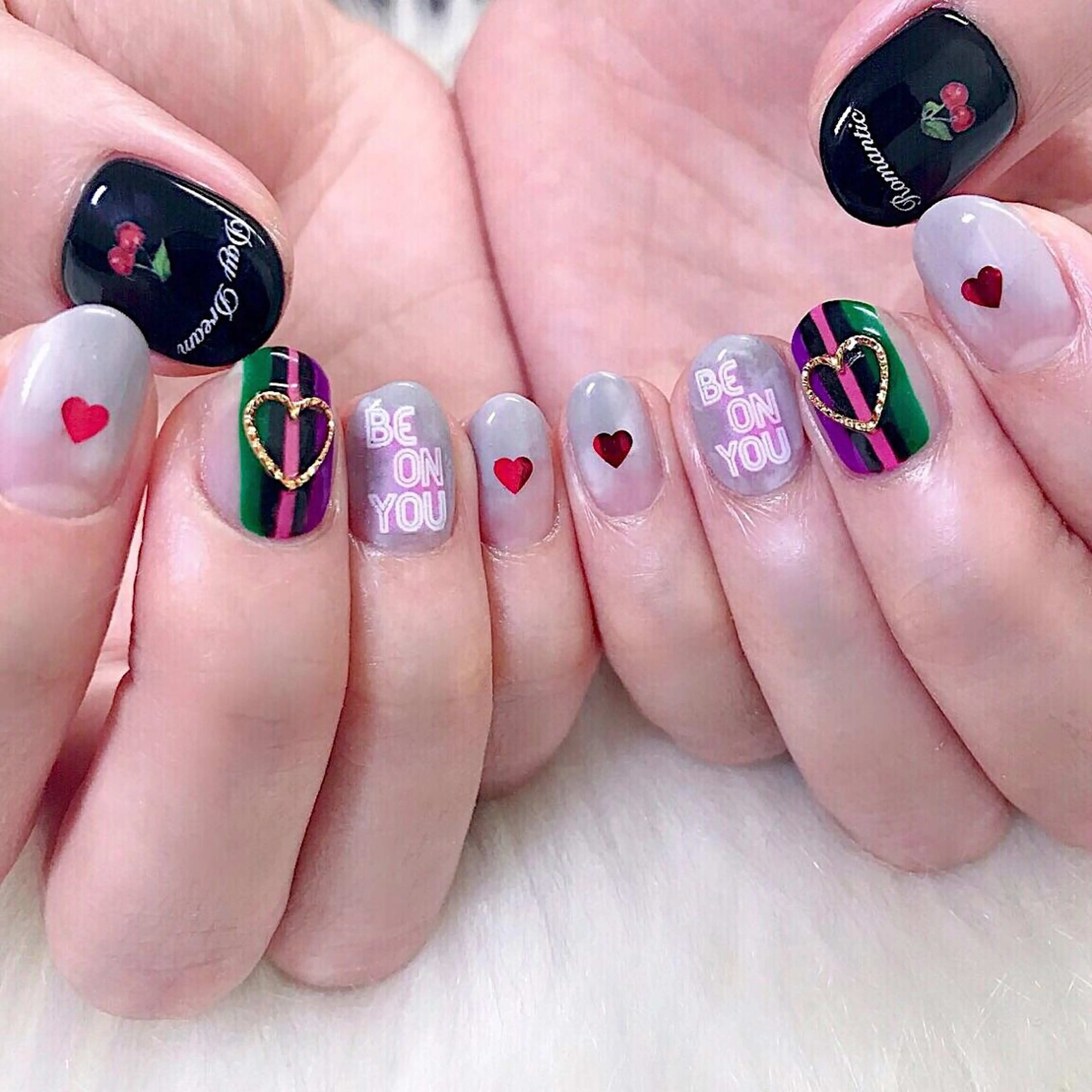 ネイル NOIROUGE所属・NOI ROUGEのネイルデザイン