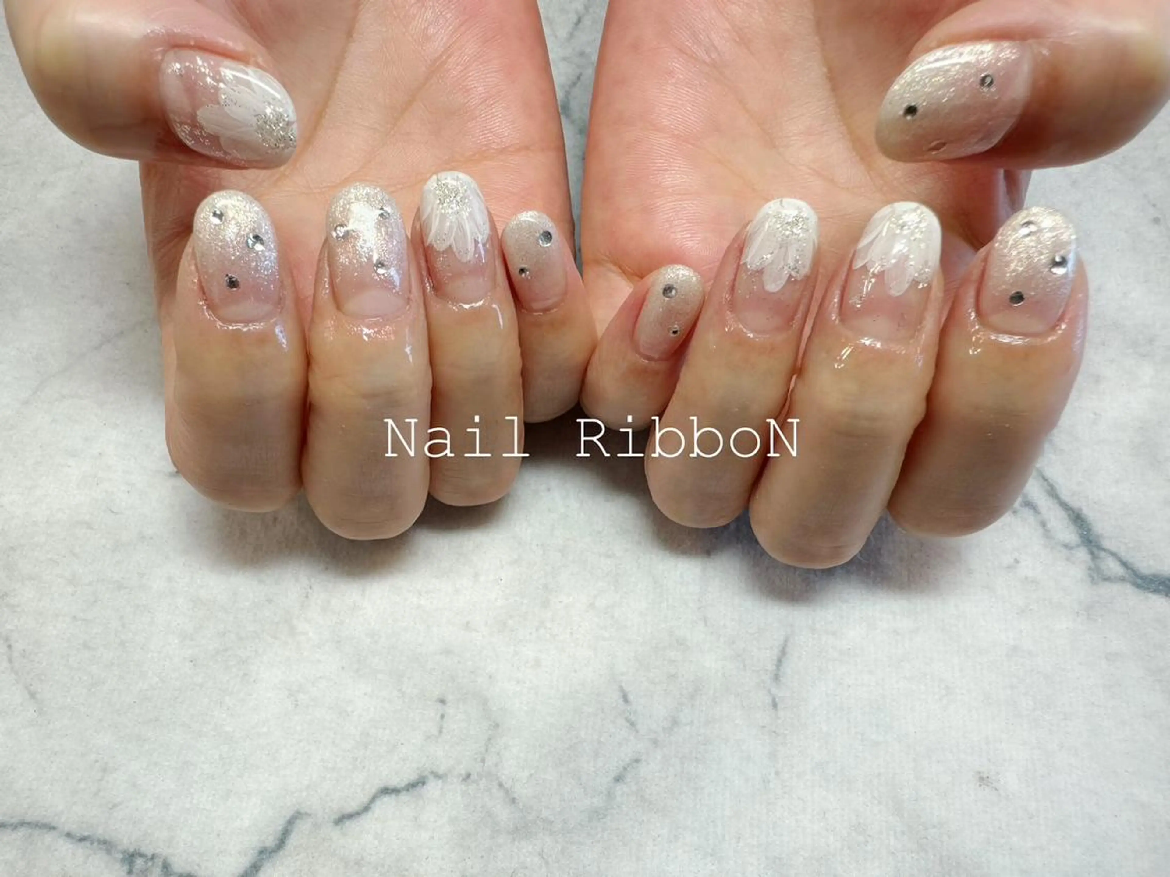 ネイル SWAMP nails所属・🎀ネイルサロン RIRI🎀のネイルデザイン