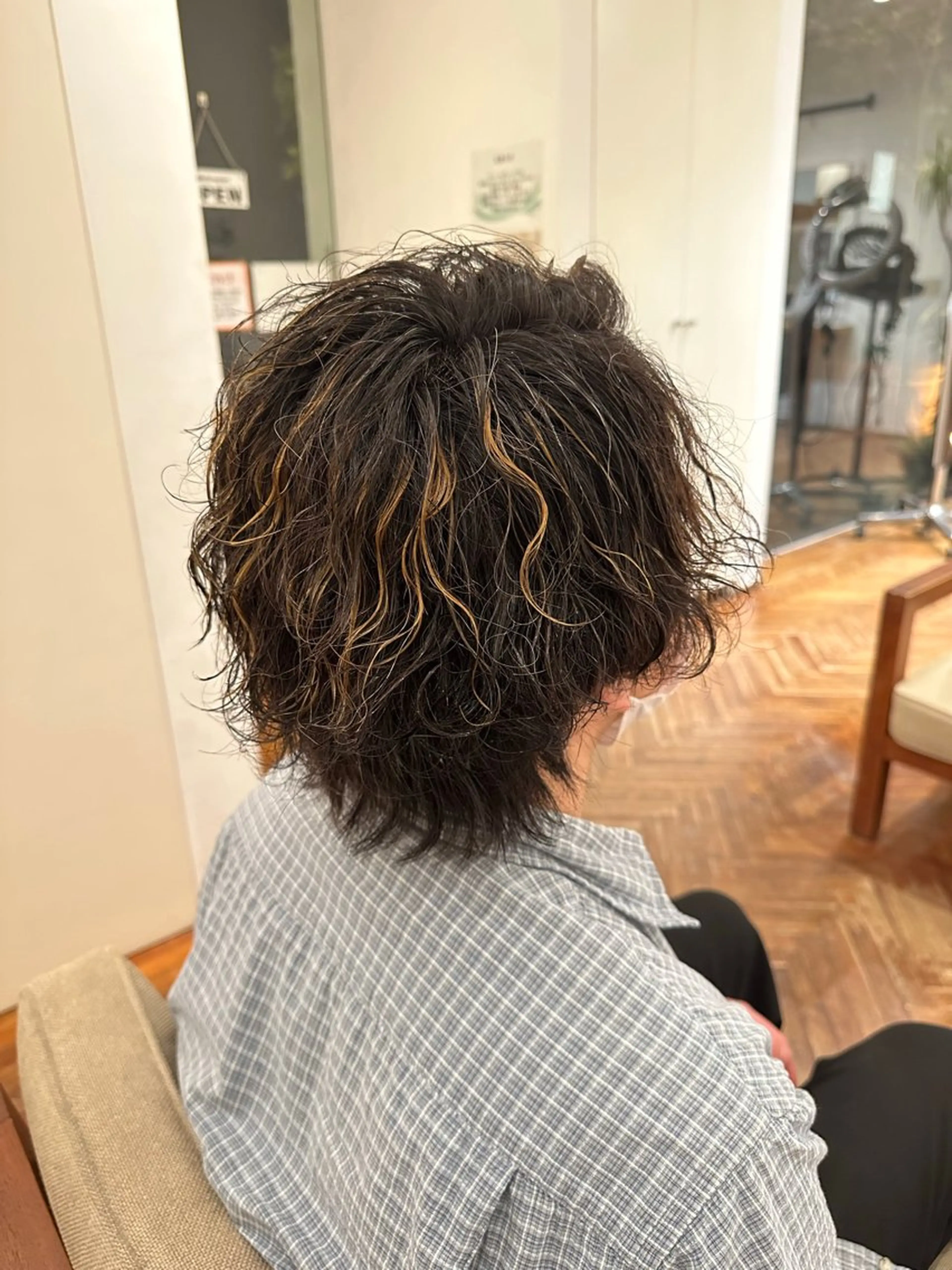 パーマ メンズ メンズパーマ 波巻きパーマ 吉田 新平のヘアスタイル
